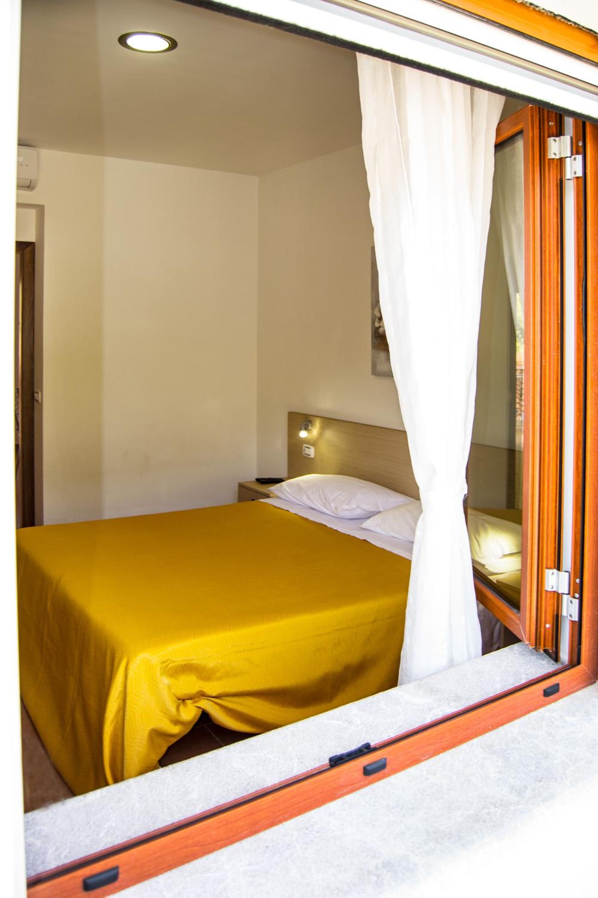 Two-Bedroom Apartment with Balcony photo 1