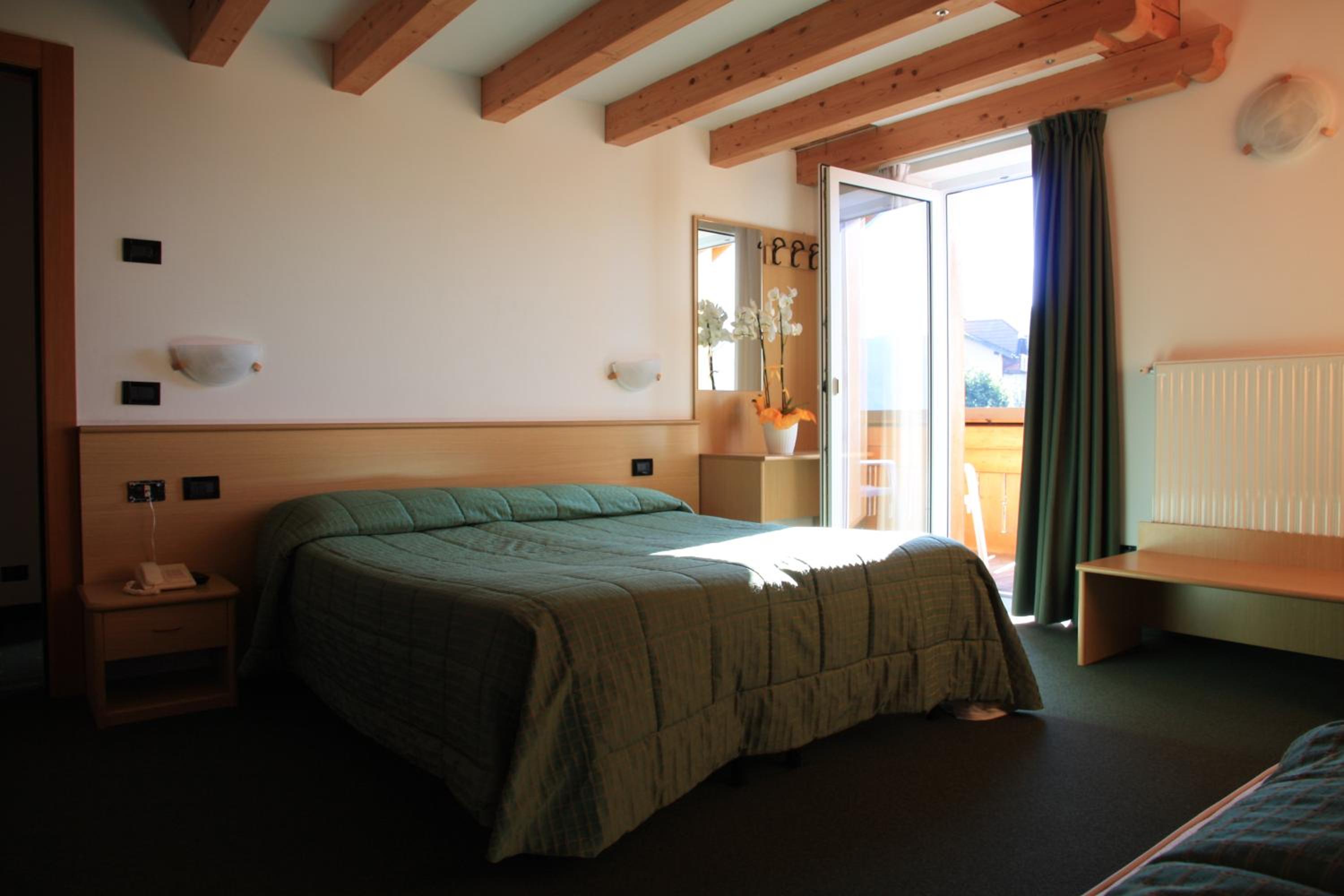 Family Room with Balcony photo 1