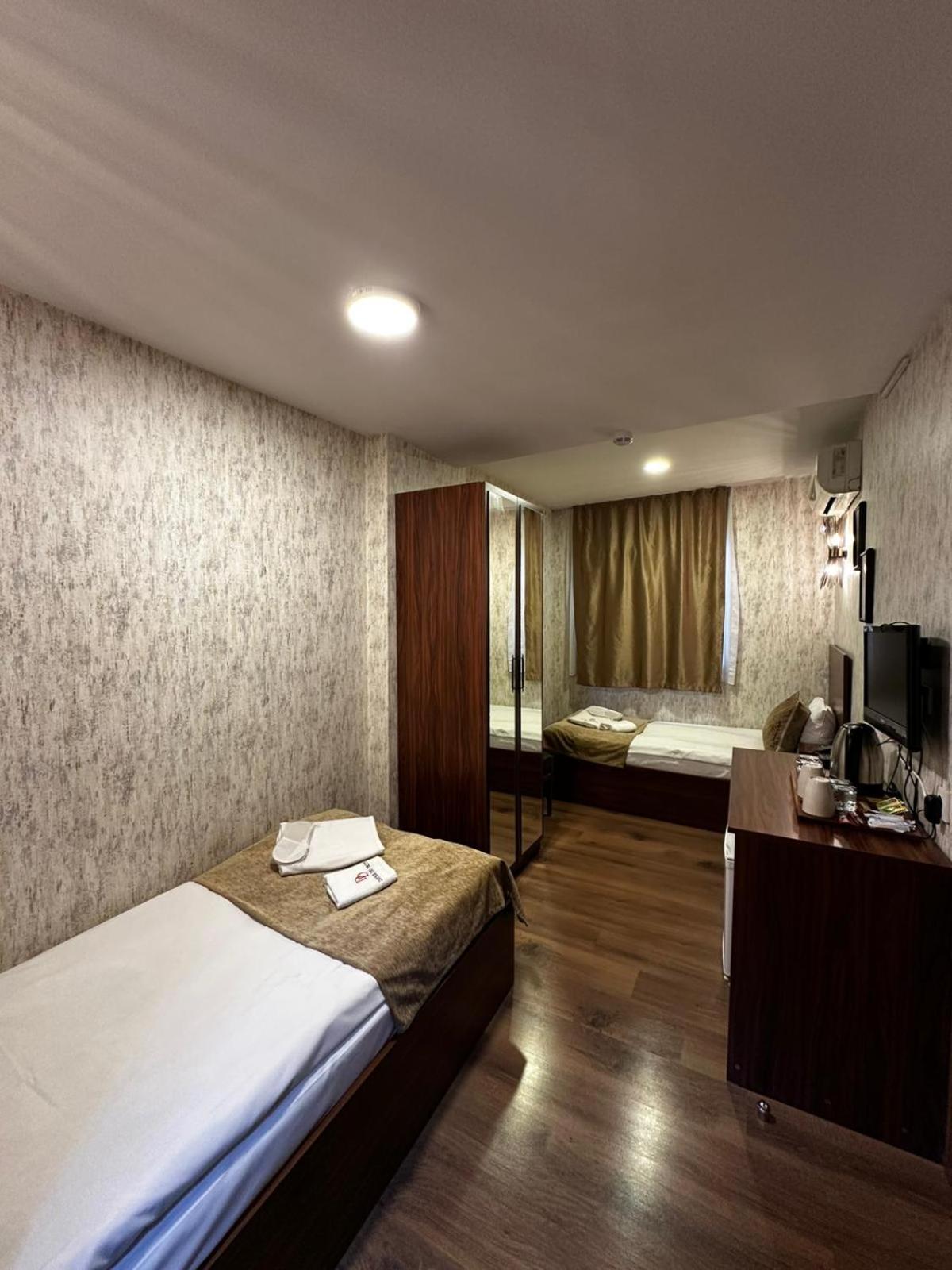 Twin Room photo 1