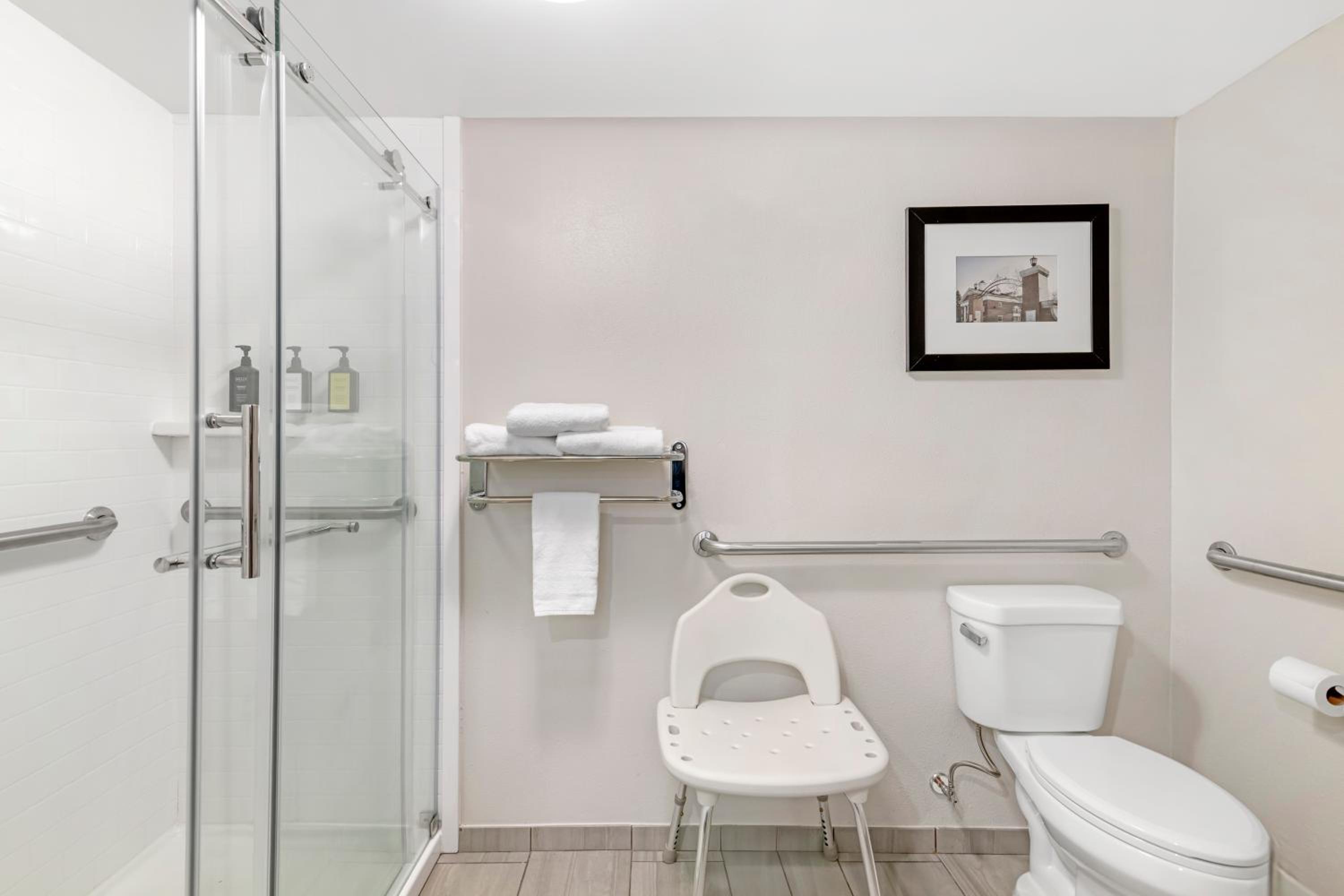King Room - Disability Access/Non Smoking