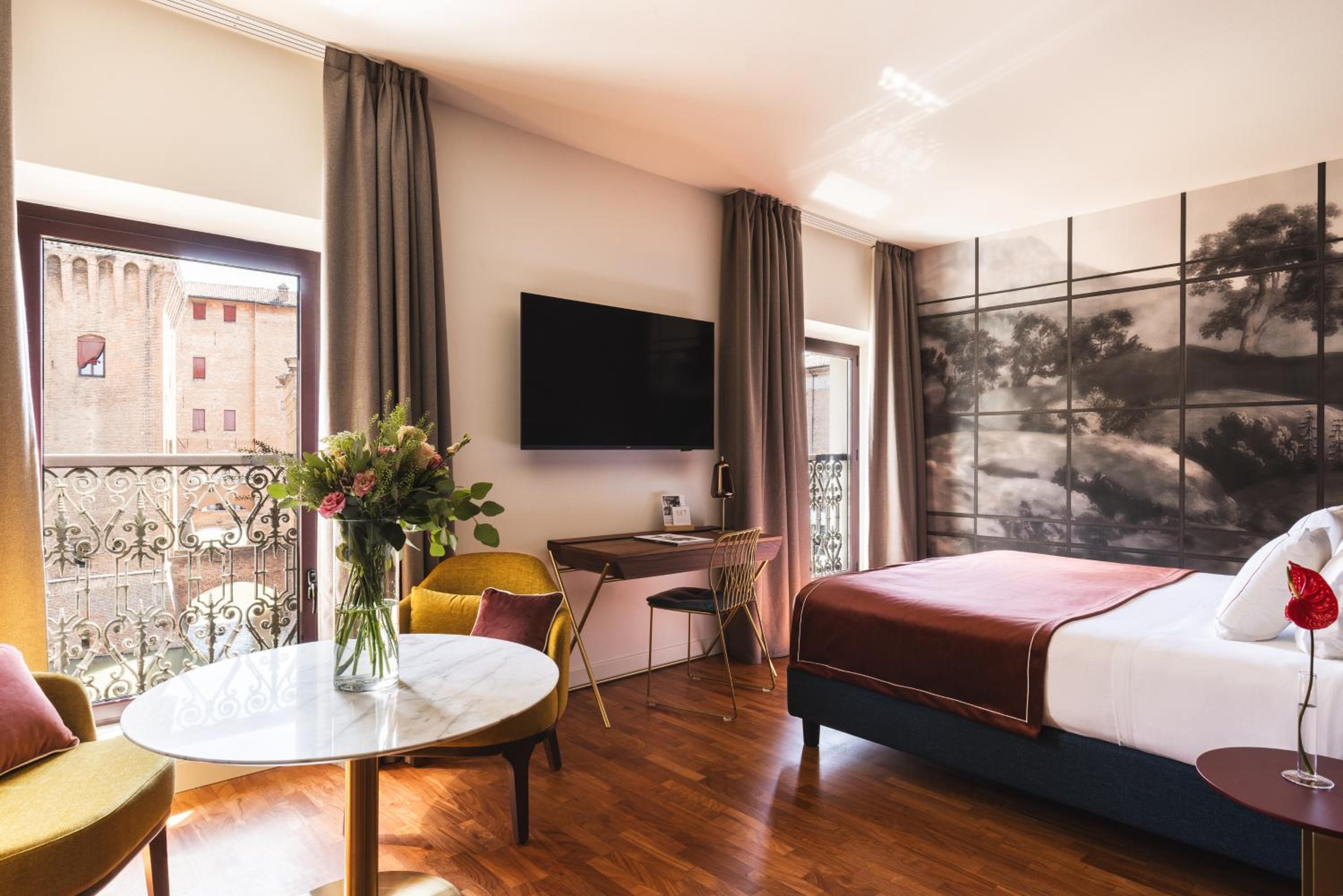 Deluxe Room - Photo 7