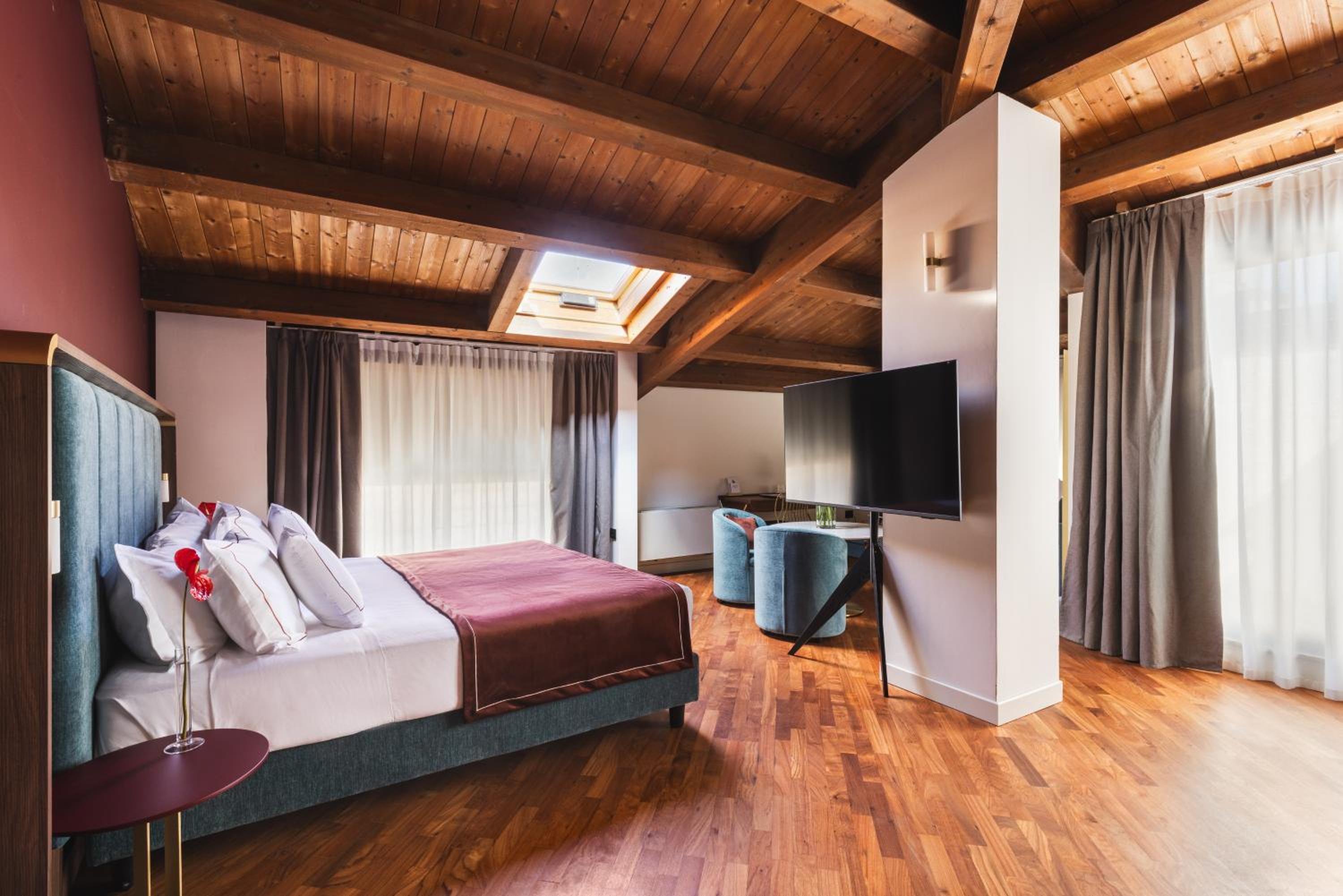Junior Suite - Photo 8