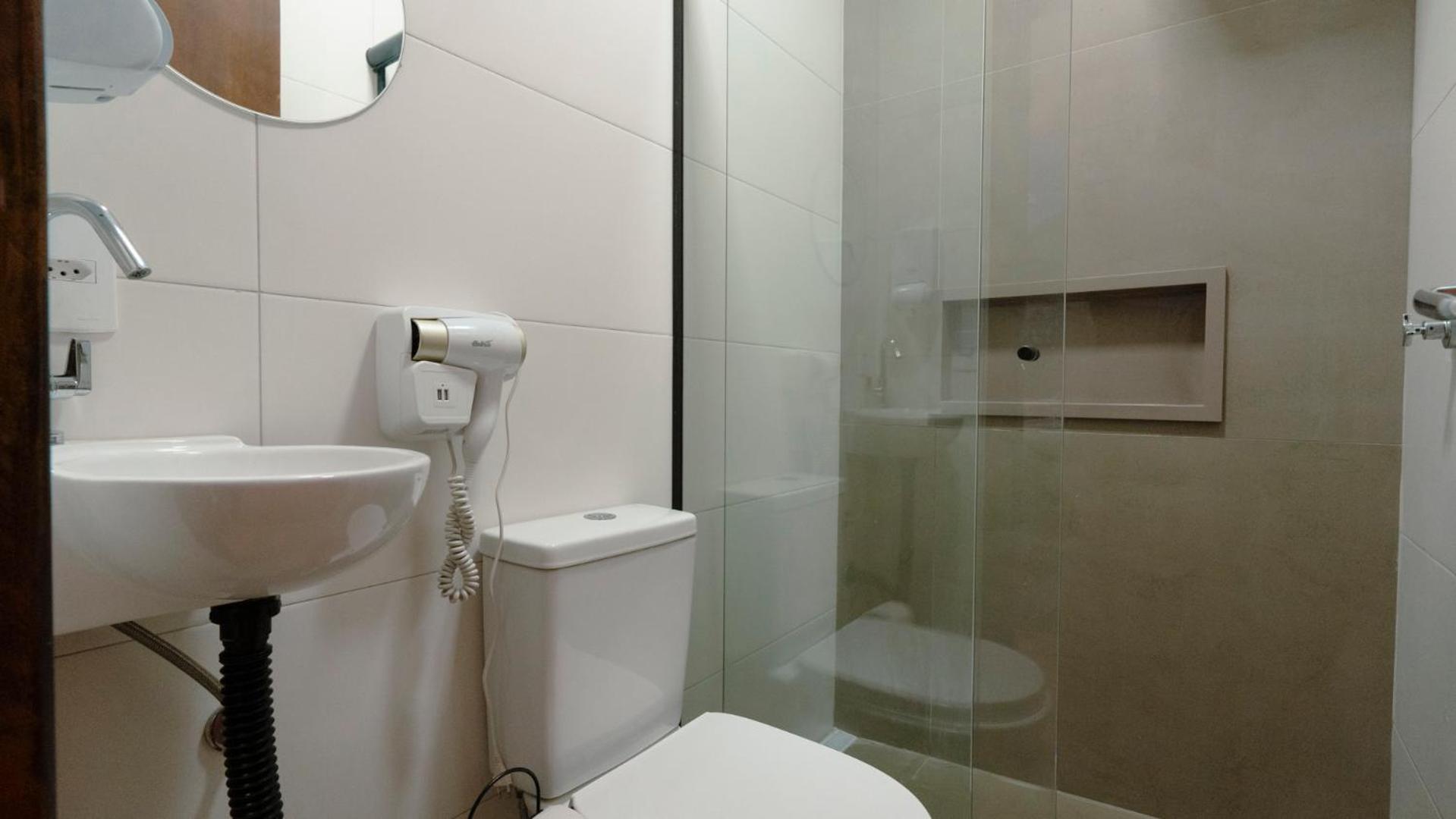 Triple Room with Private Bathroom