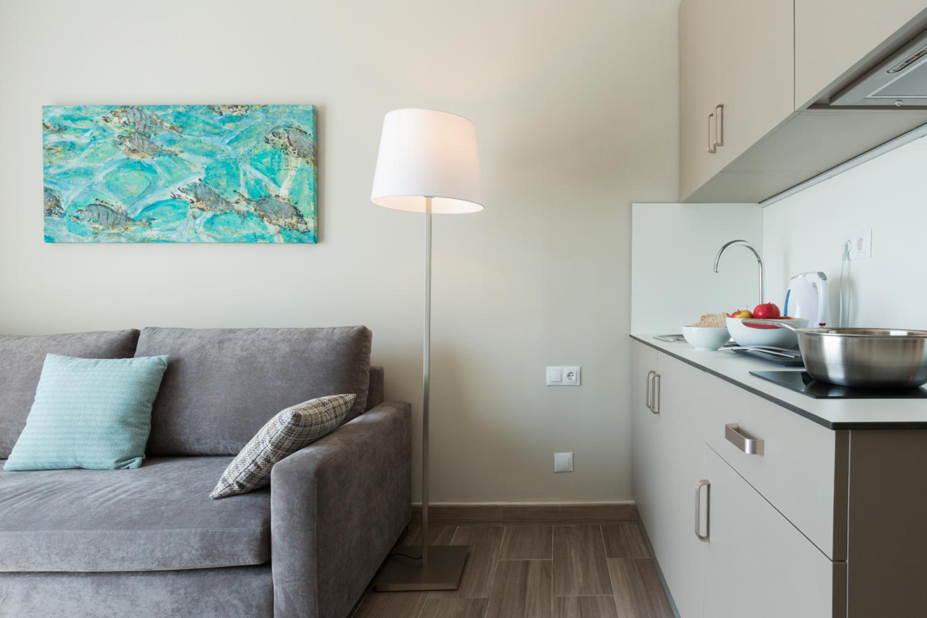 Studio Apartment photo 2