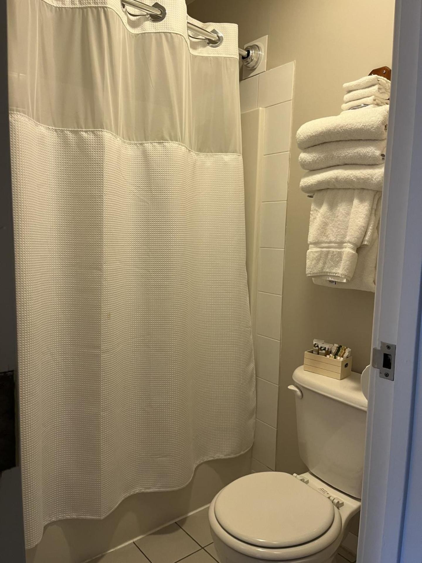 Queen Room - Photo 1