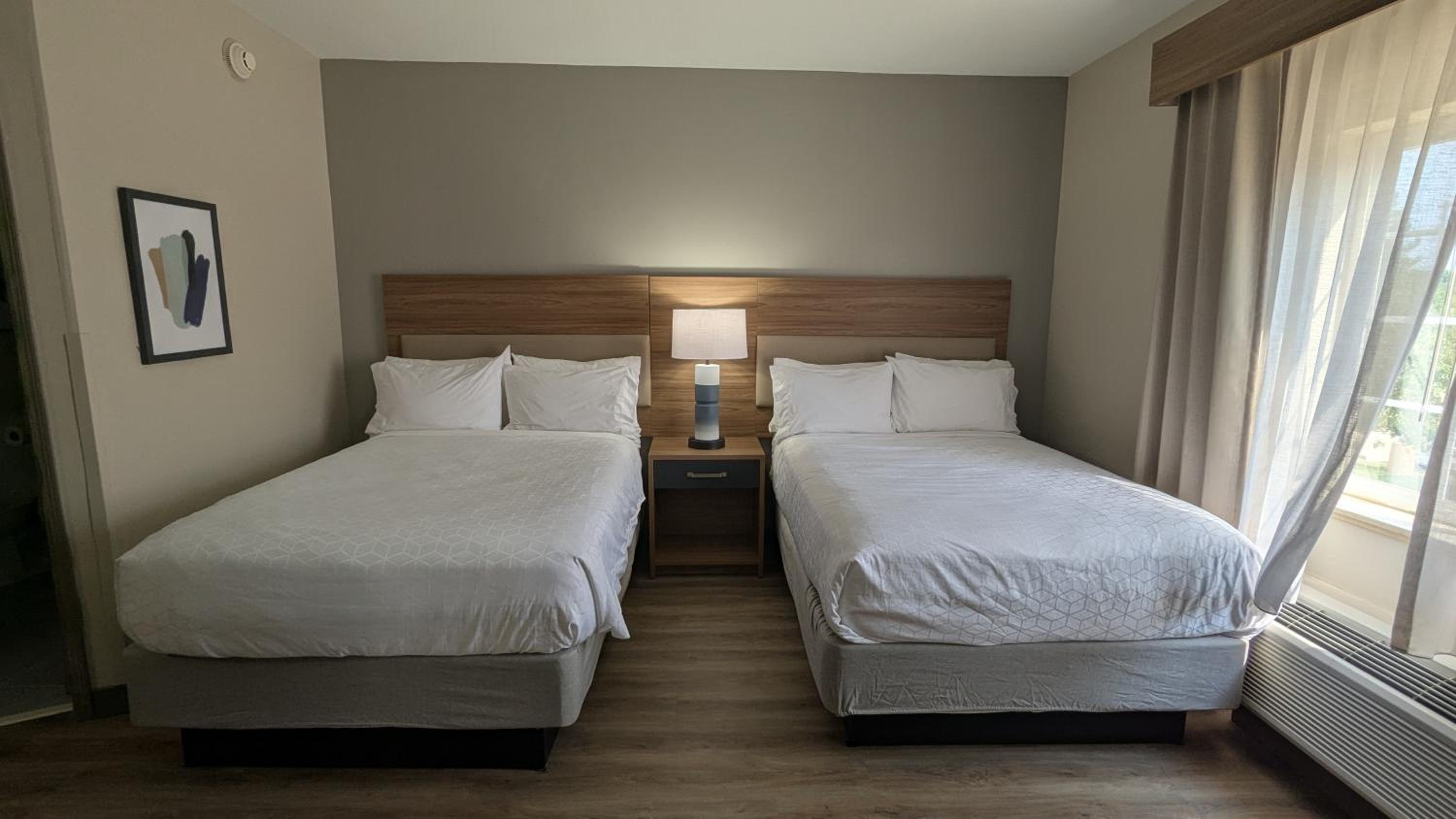 Studio Suite with Two Queen Beds - Photo 2