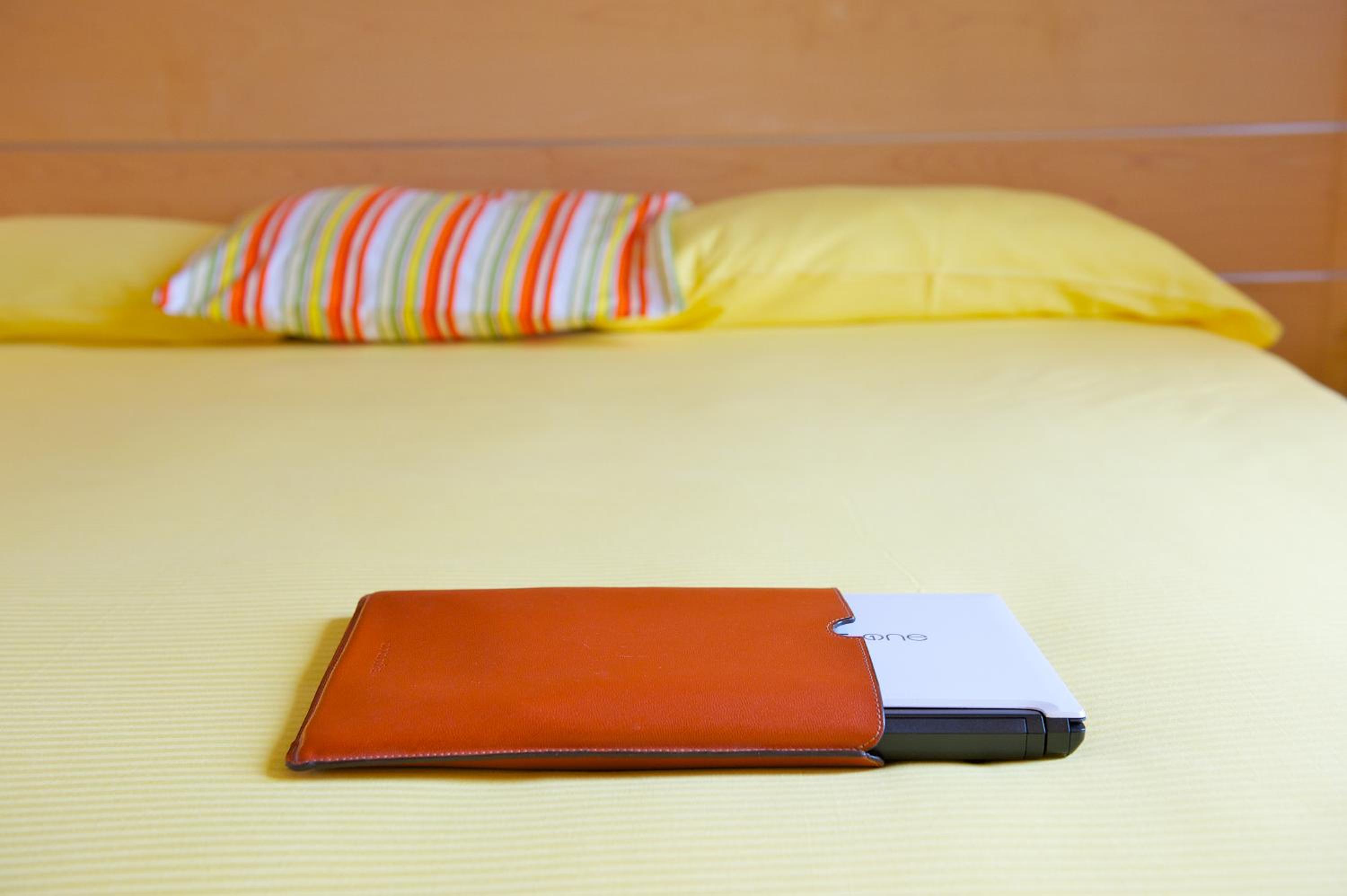 Standard Double Room - Photo 10