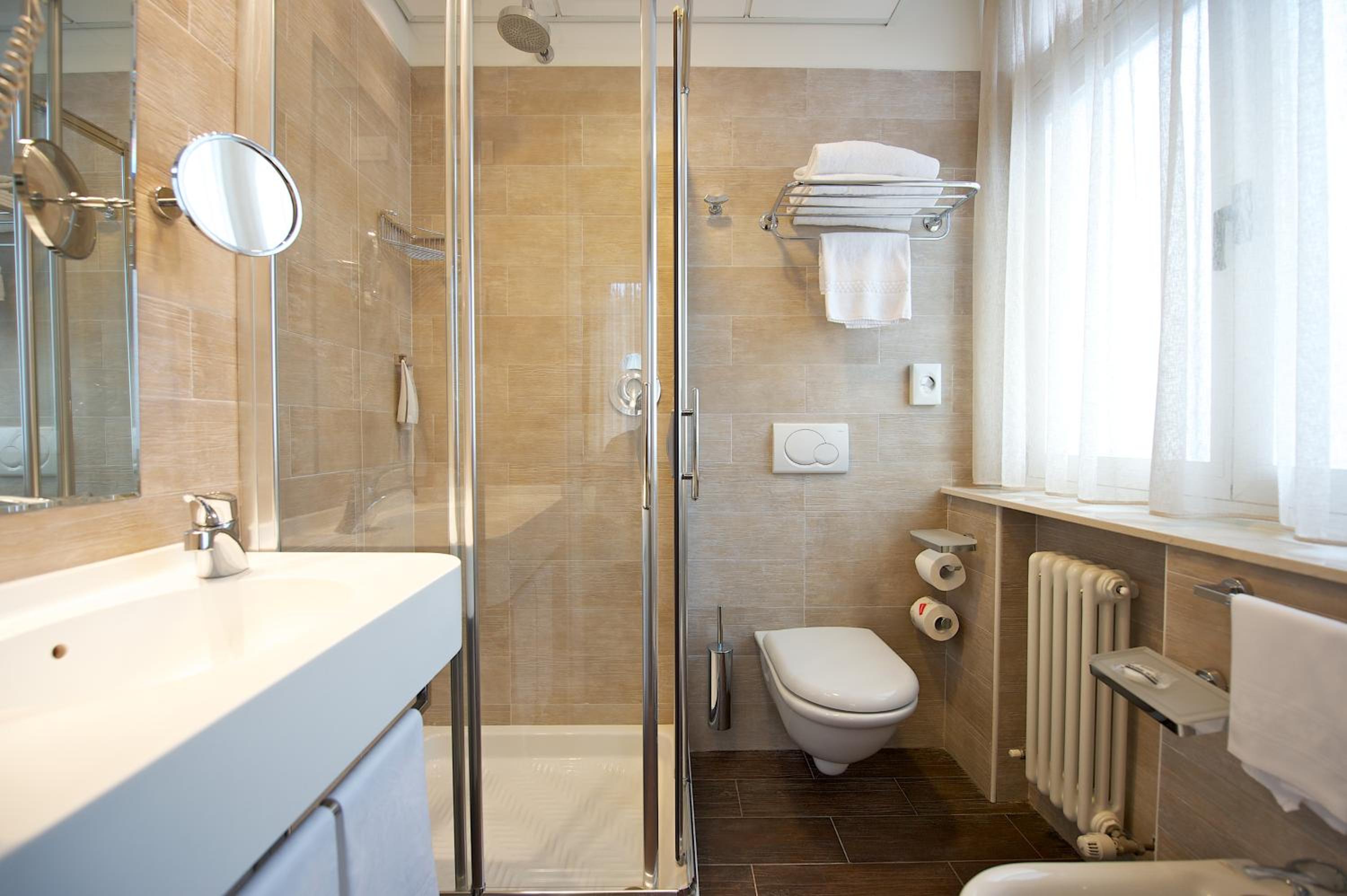 Standard Double Room - Photo 4