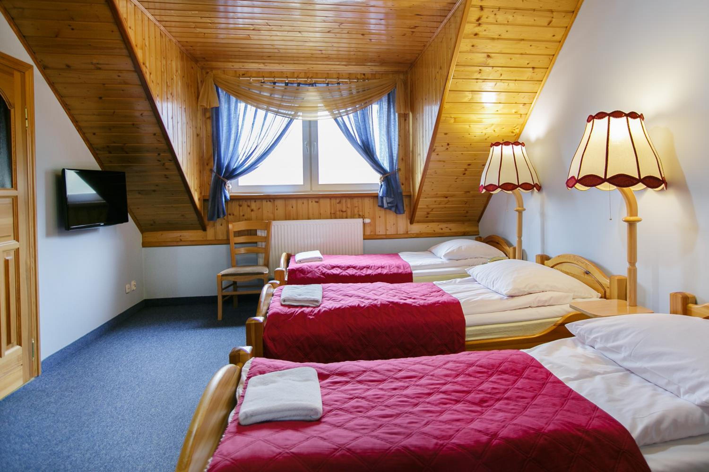 Triple Room with Private Bathroom