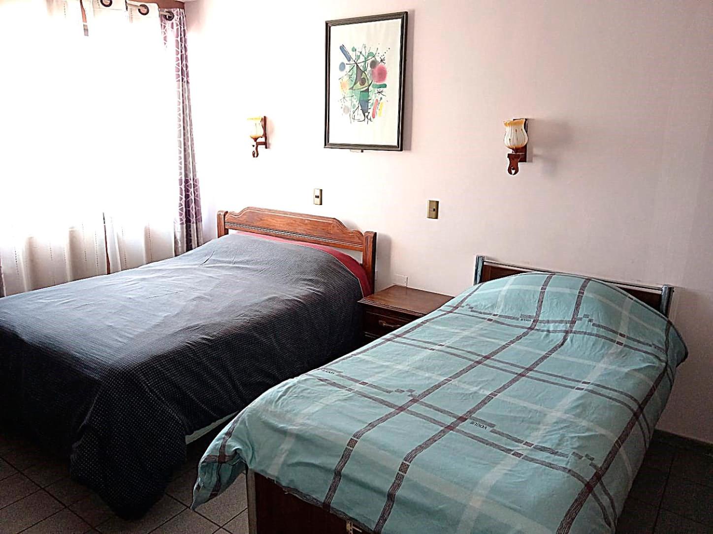 Triple Room with Private Bathroom photo 3
