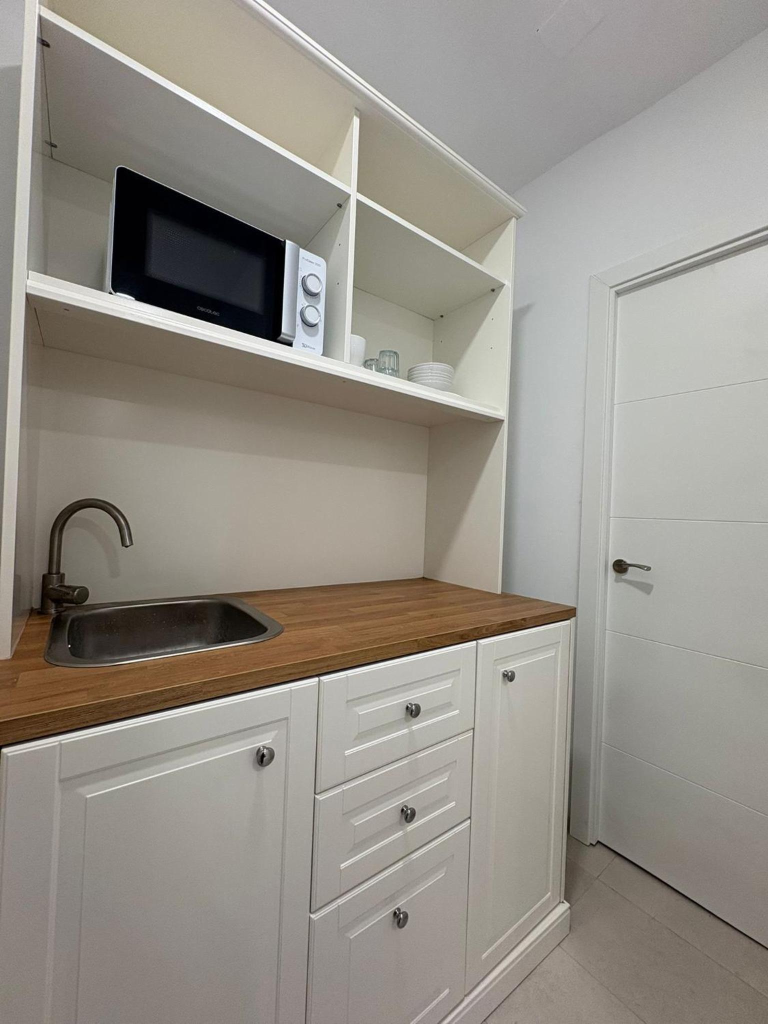 Double or Twin Room with Shared Bathroom