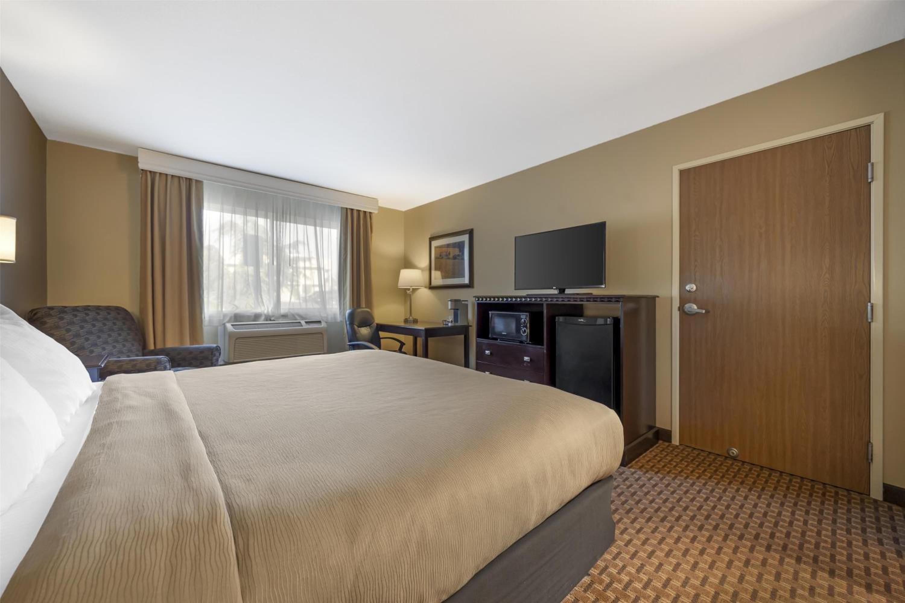 King Room - Disability Access - Photo 2