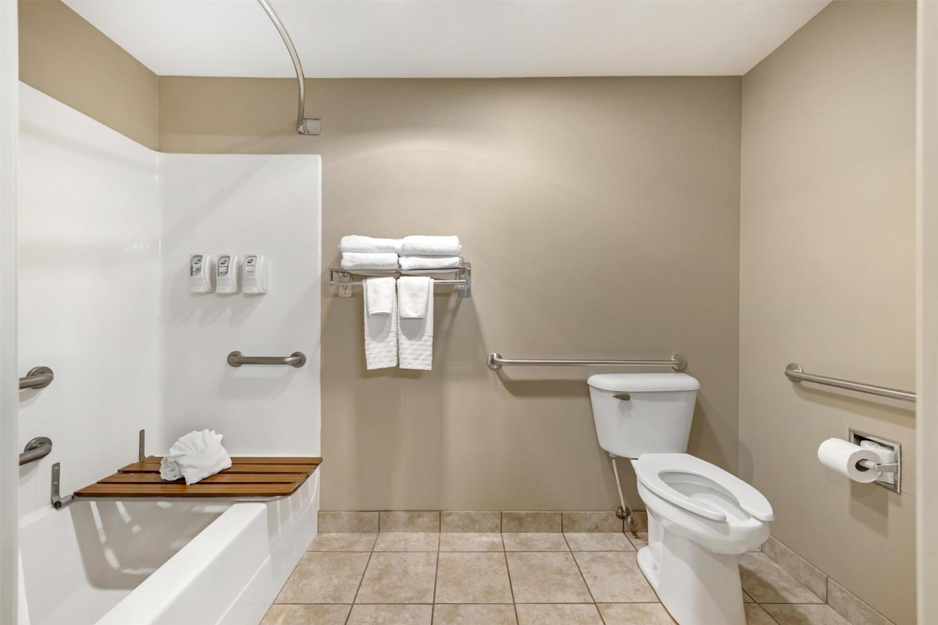 King Room - Disability Access - Photo 4