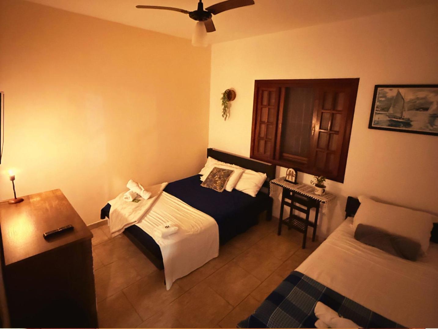 Triple Room with Shared Bathroom photo 3
