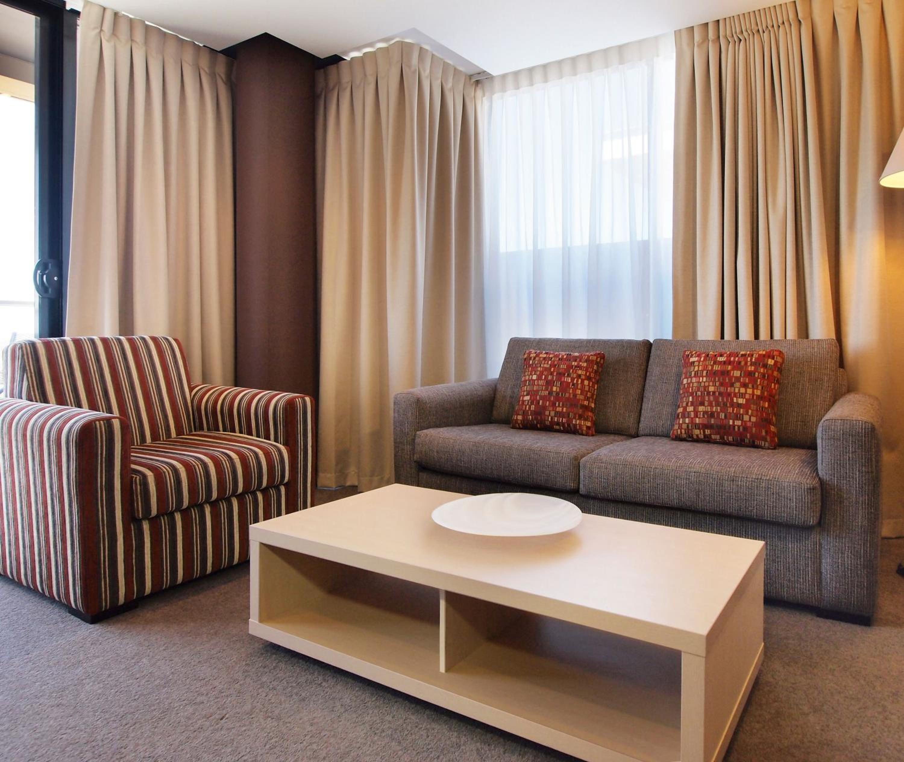 2 Bedroom Executive - Photo 8