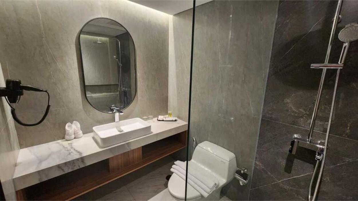 Deluxe Twin Room - Photo 2