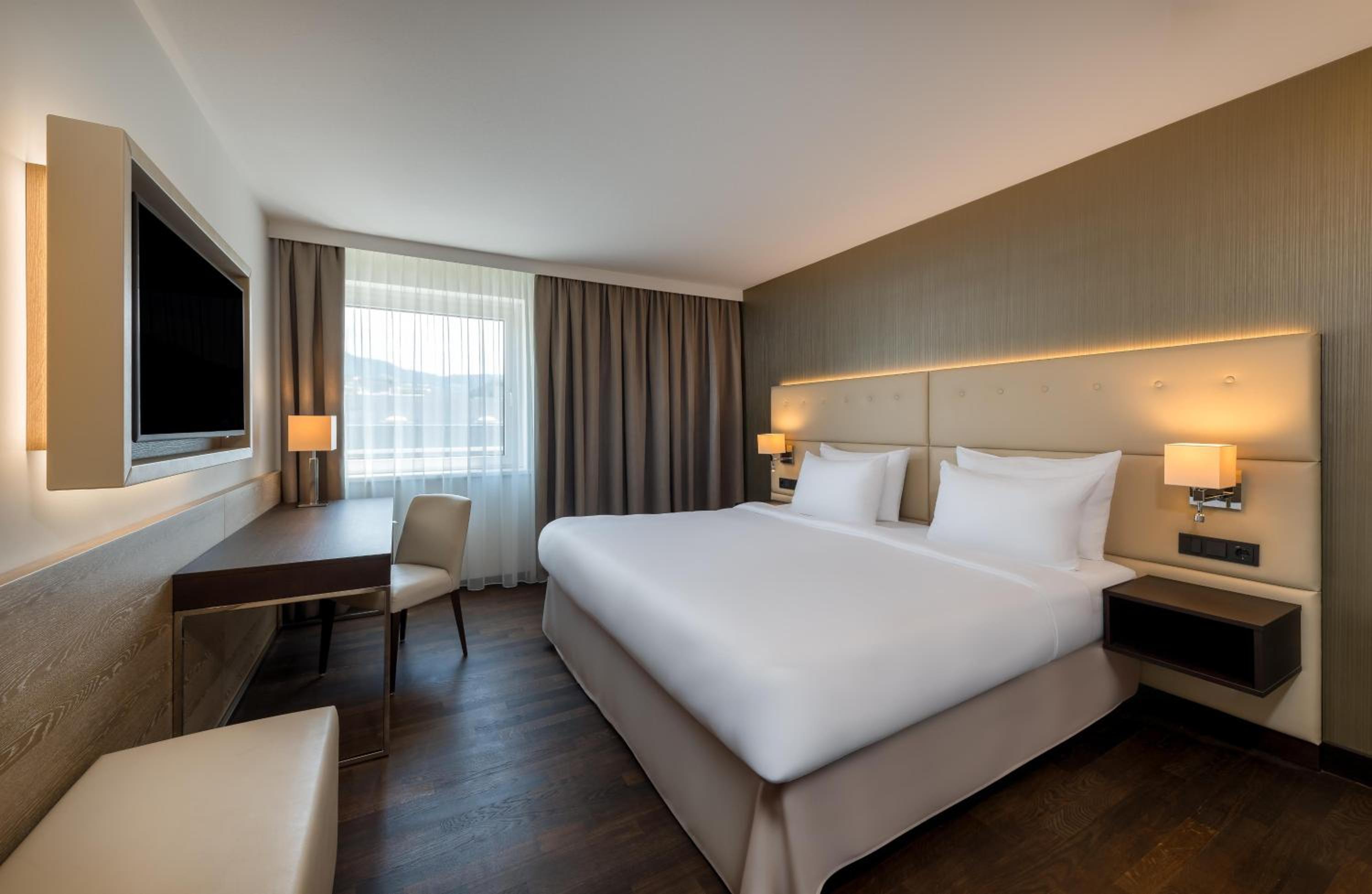 Presidential Suite - City View