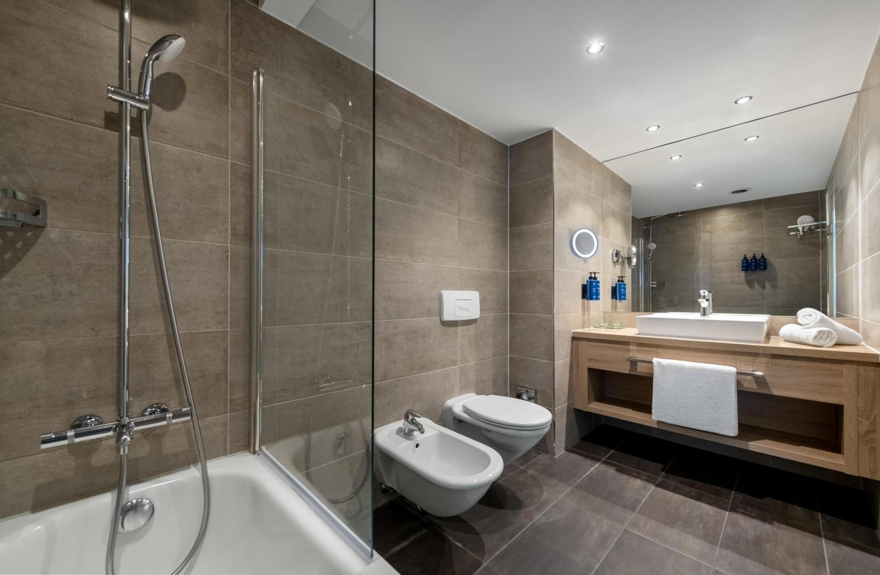 Presidential Suite - City View