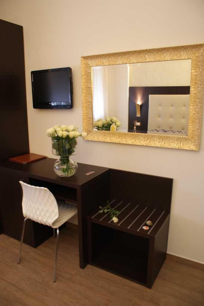 Double or Twin Room photo 3