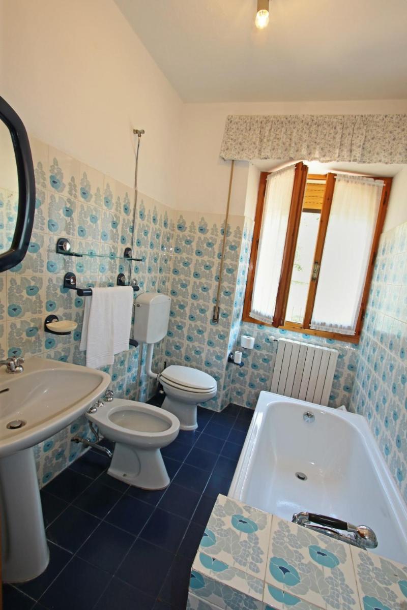 One-Bedroom Apartment (2 Adults + 2 Children)