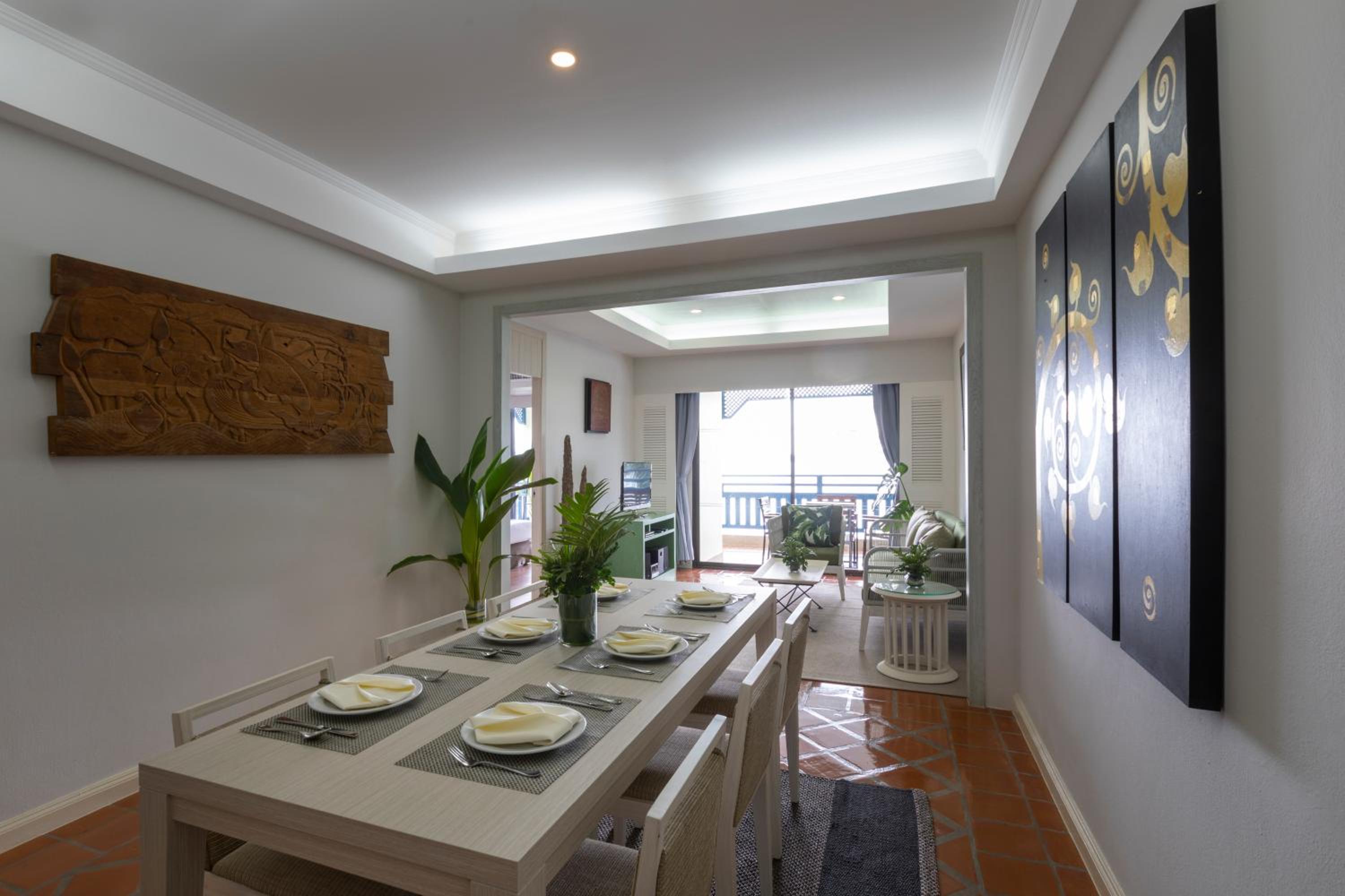 Two-Bedroom Suite - Photo 12