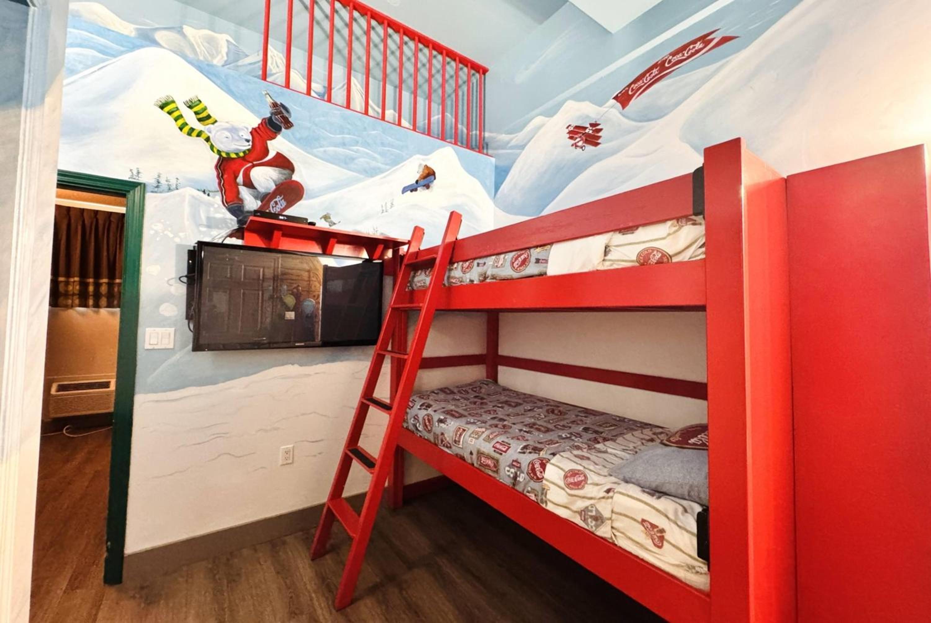 Queen Suite with Two Bunk Beds