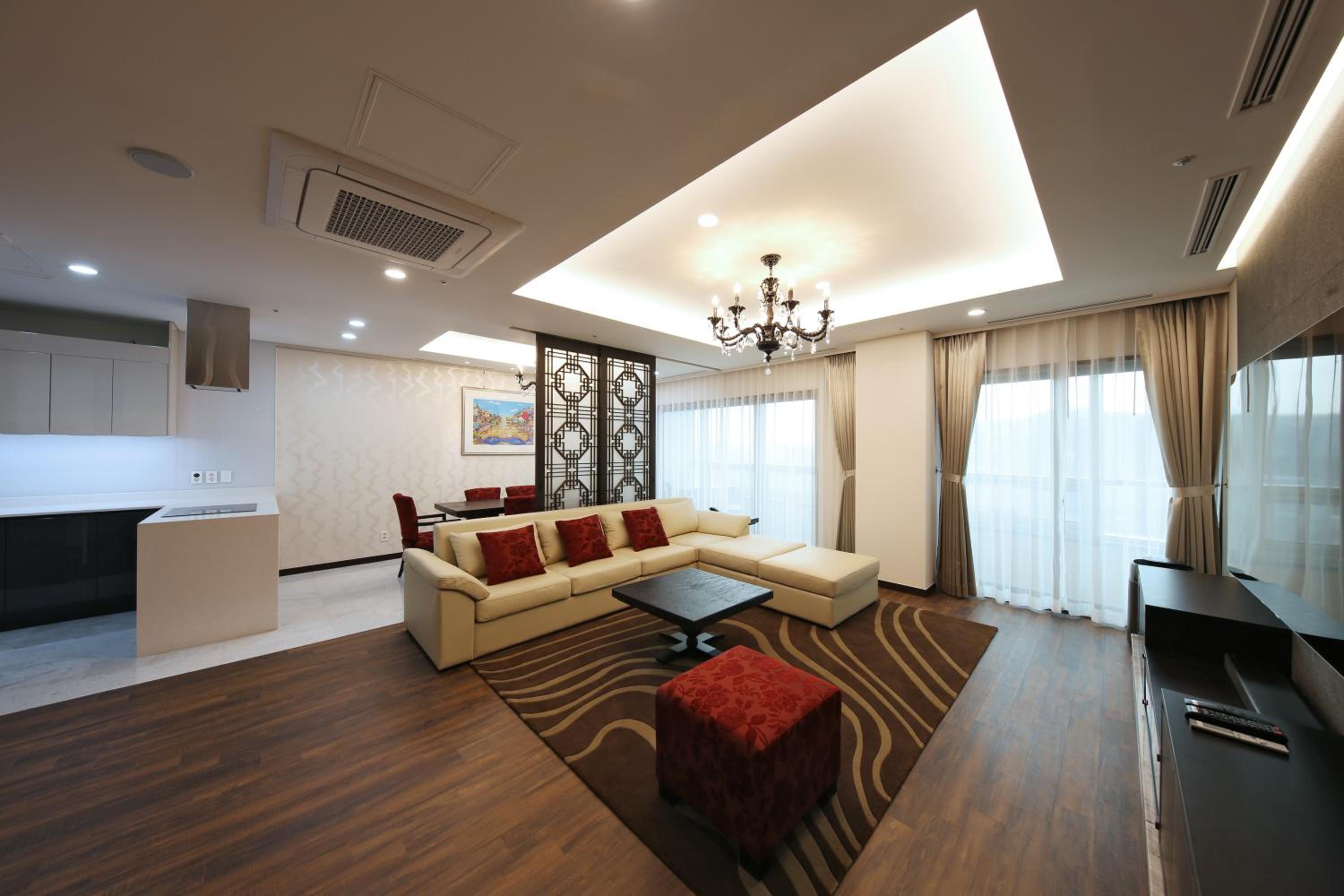 Luxury Penthouse Apartment(6 Adults)