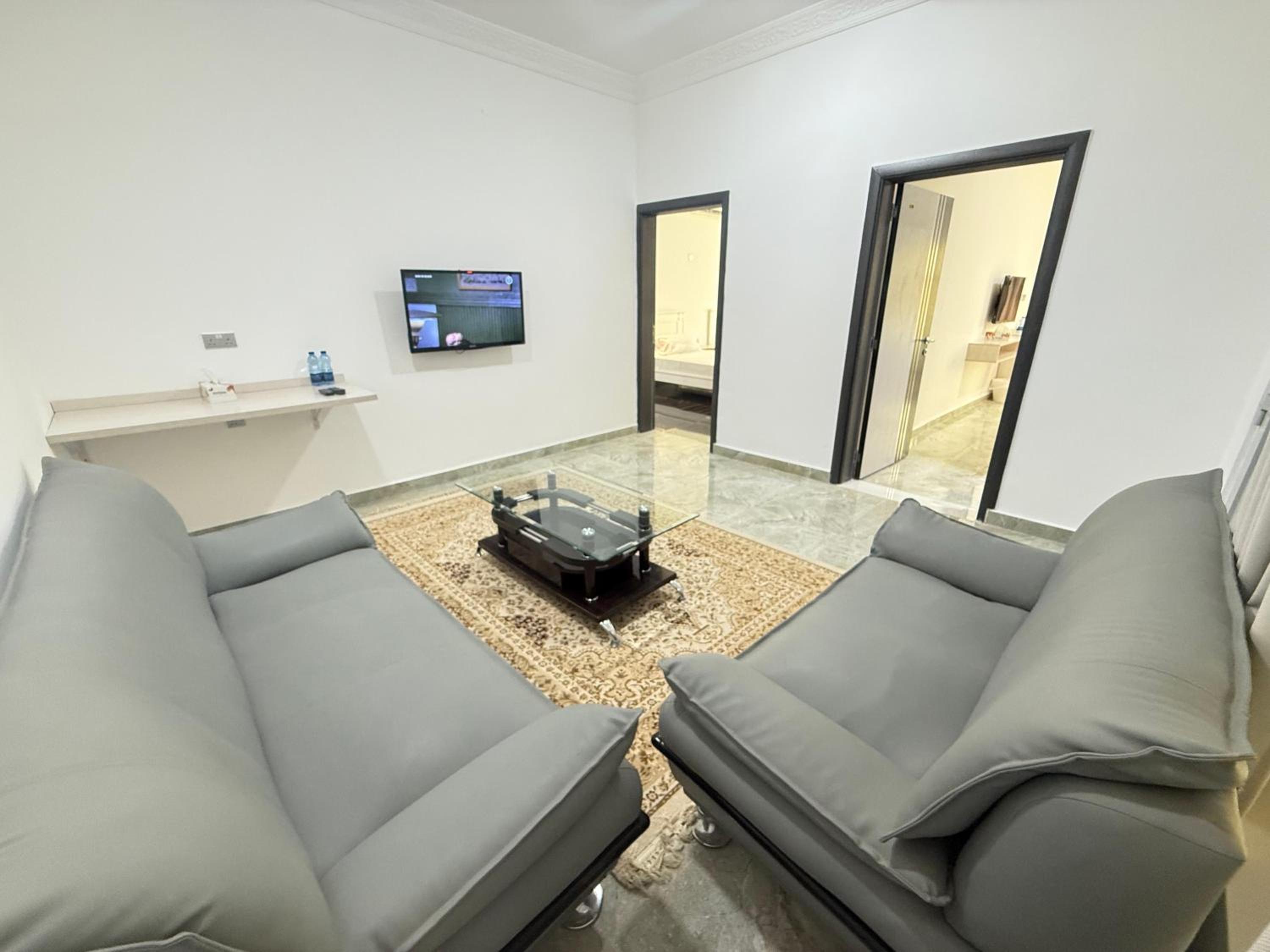 Deluxe Apartment photo 2