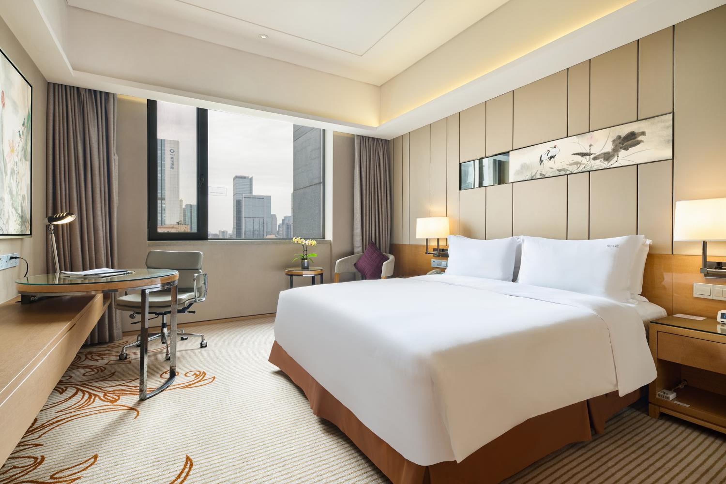 Standard King Room - Photo 3