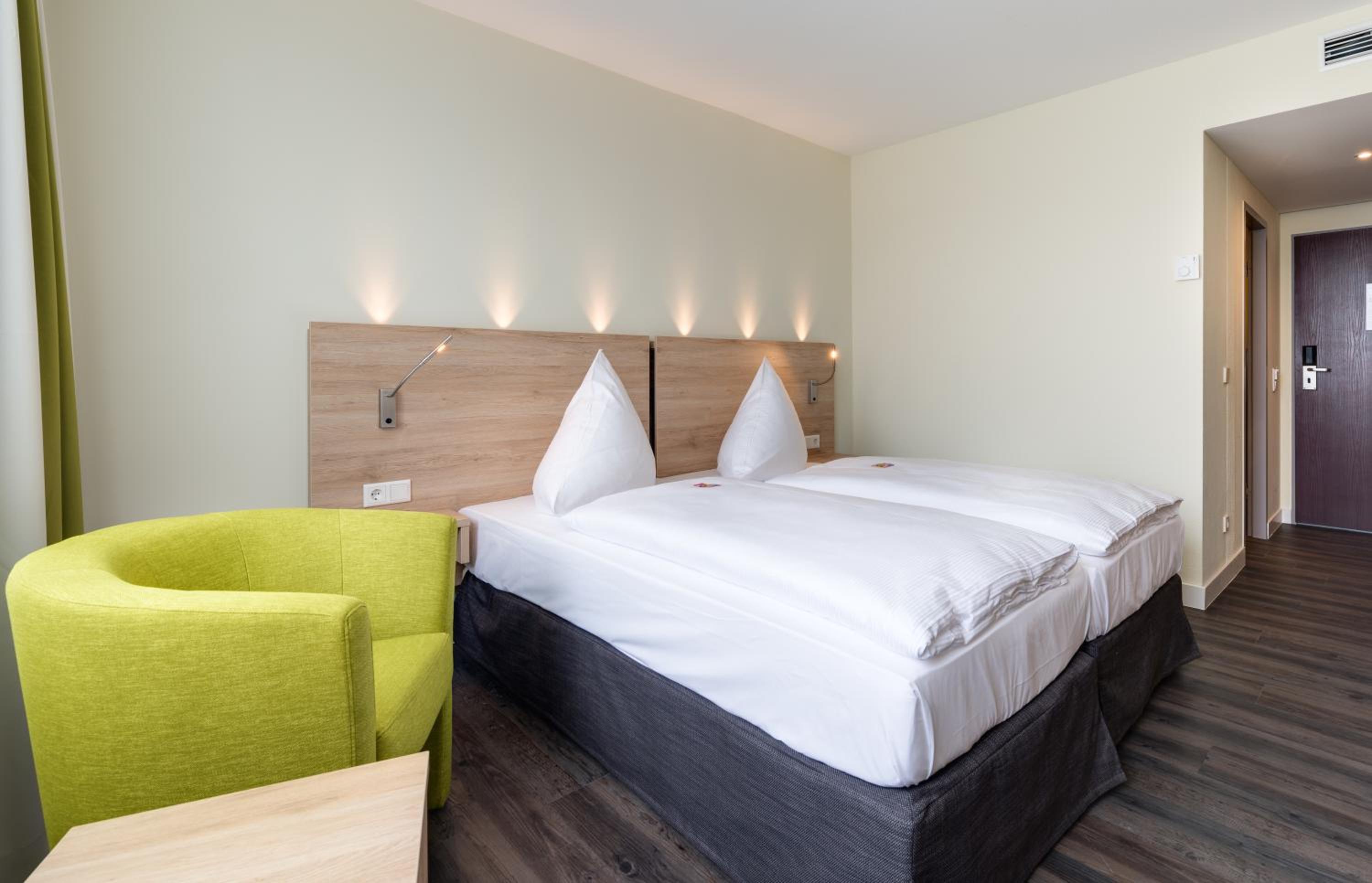 Double Room - Photo 3