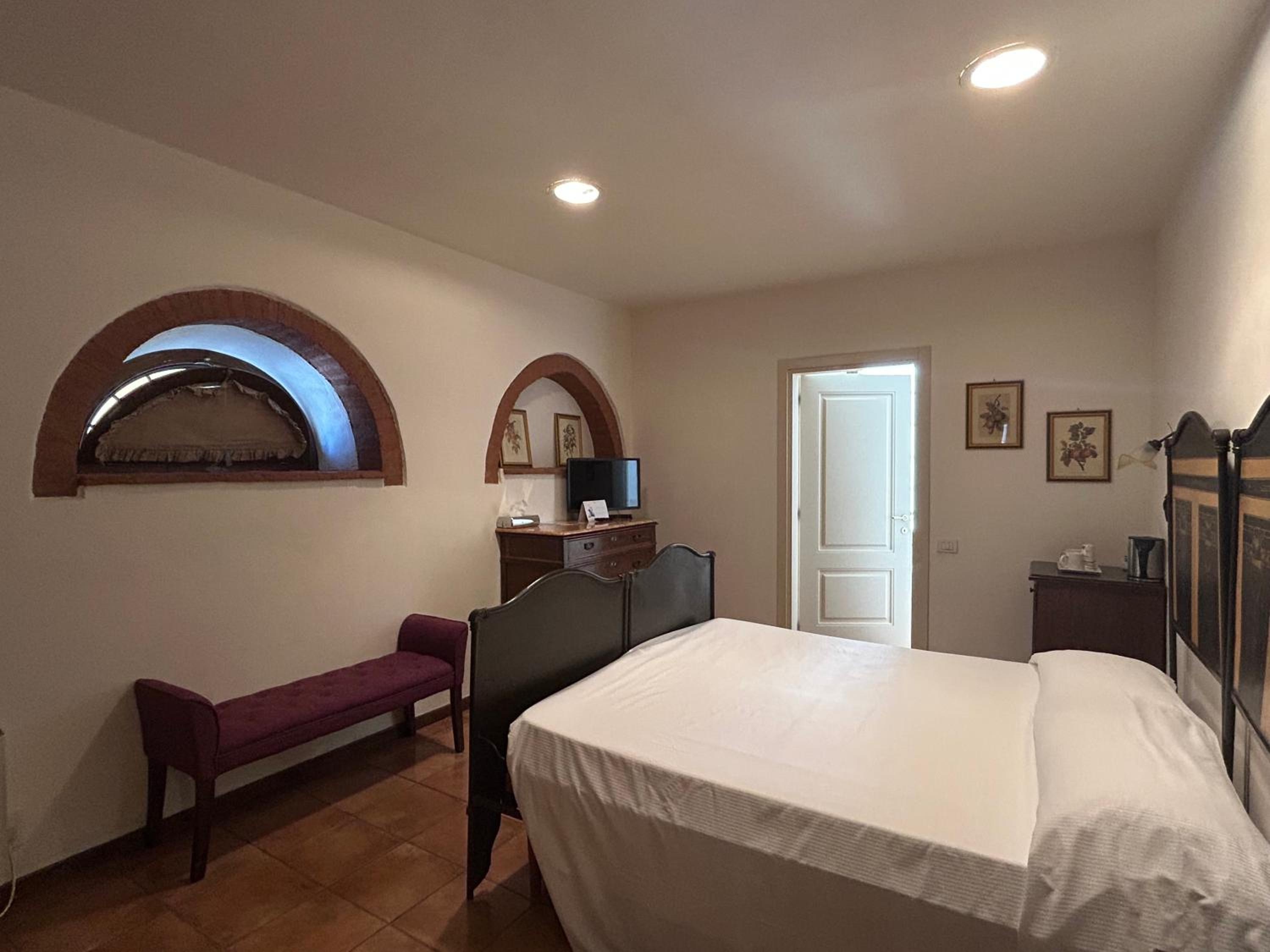 Economy Double or Twin Room photo 1