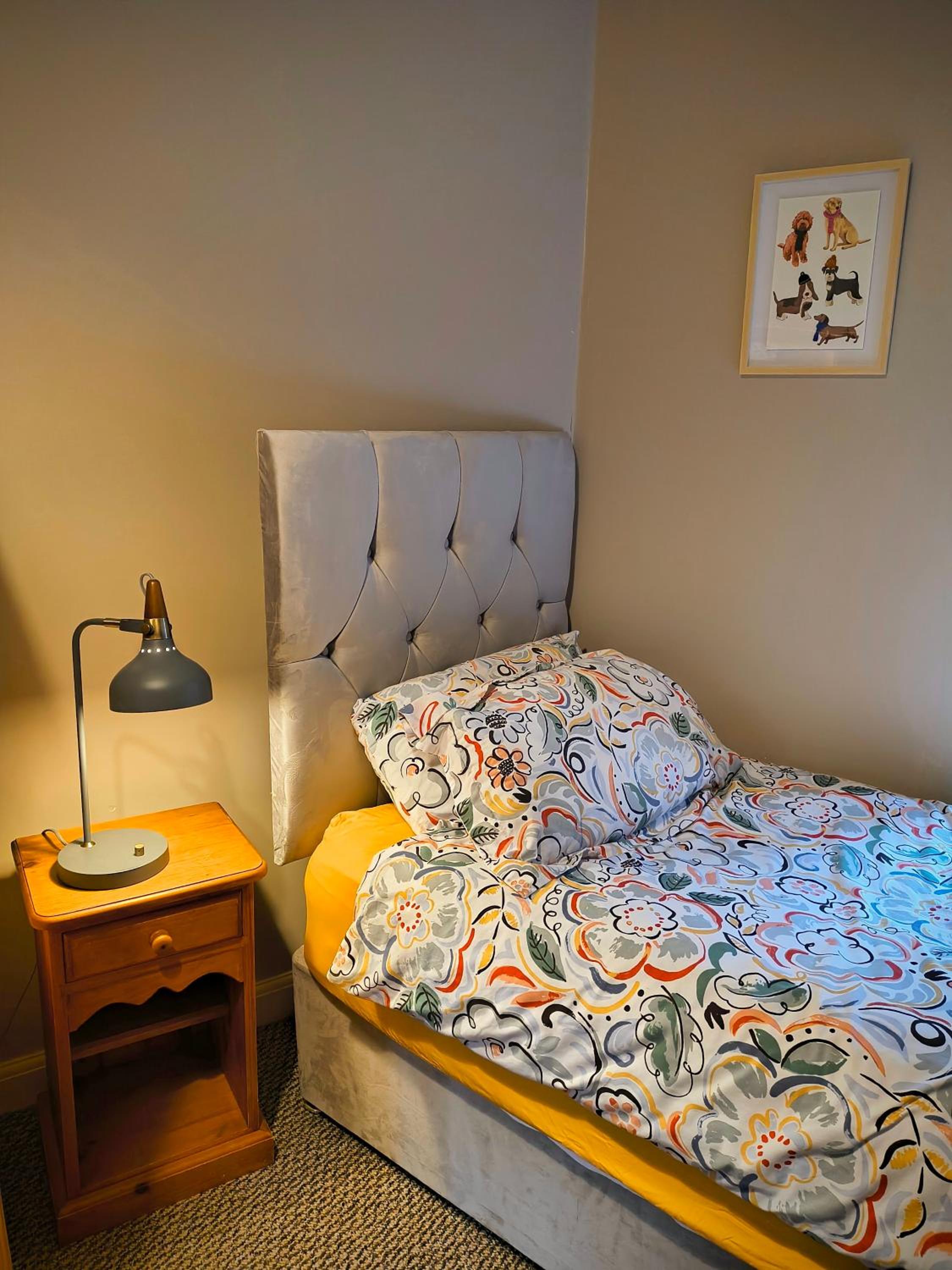 Two-Bedroom House photo 3