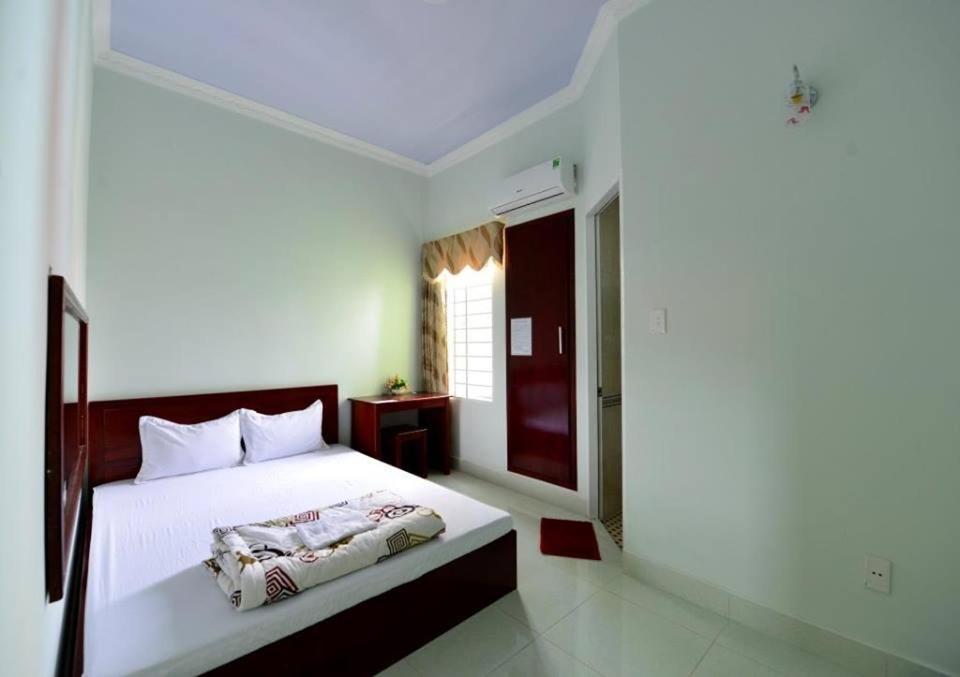 Standard Double Room - Photo 4