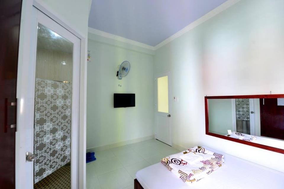 Standard Double Room - Photo 3