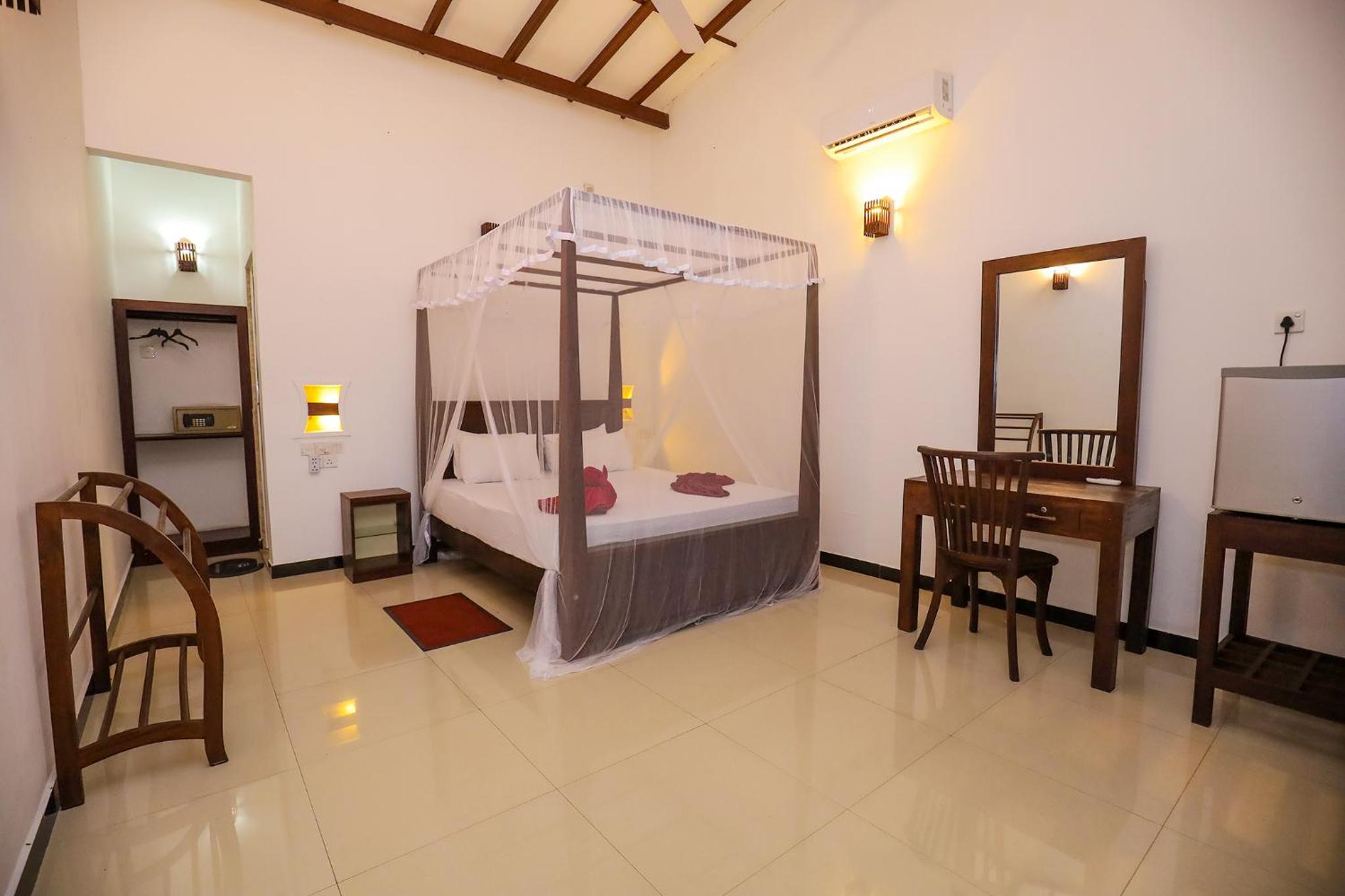 Deluxe Double Room with River View