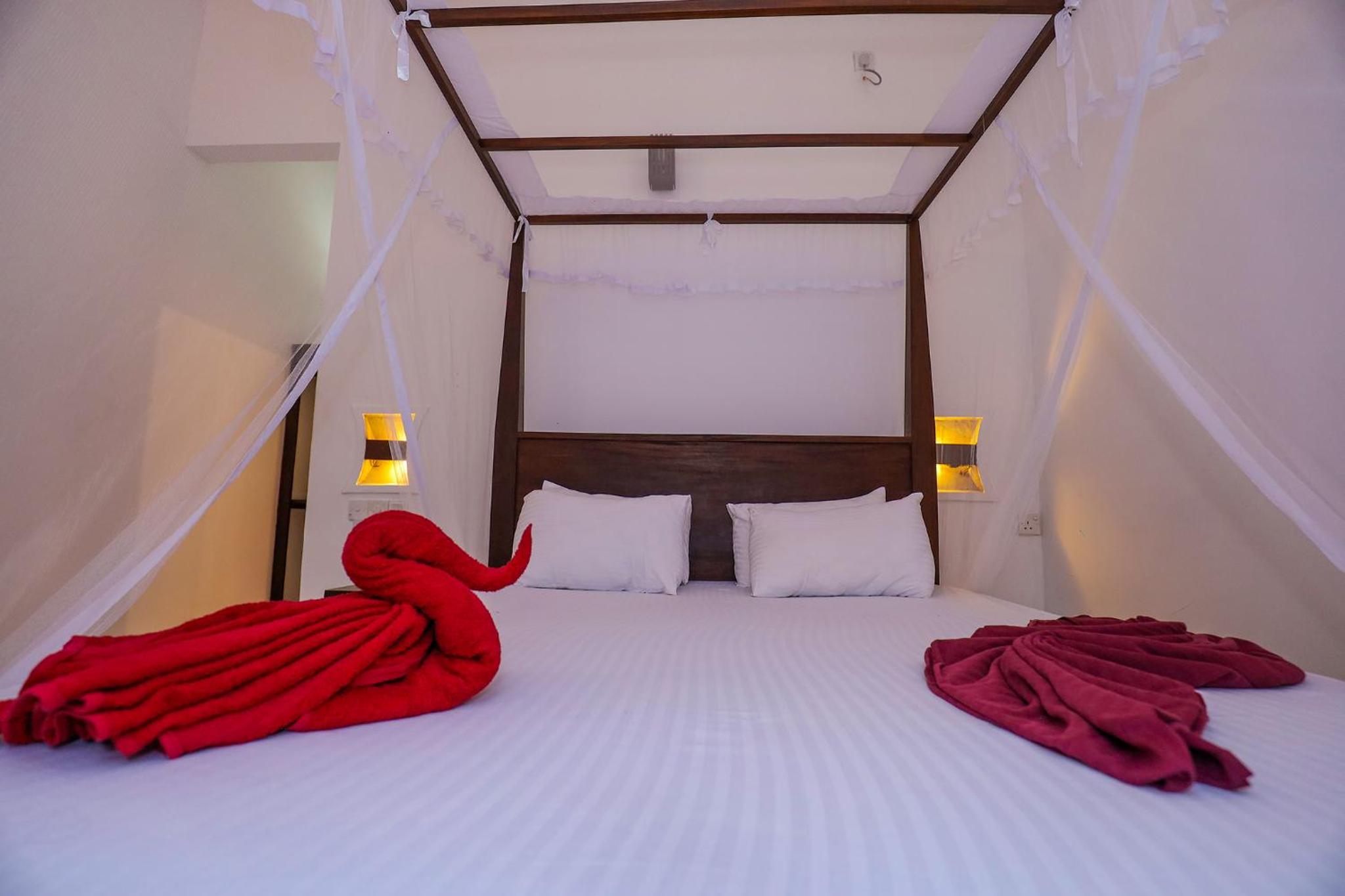 Deluxe Double Room with River View photo 3