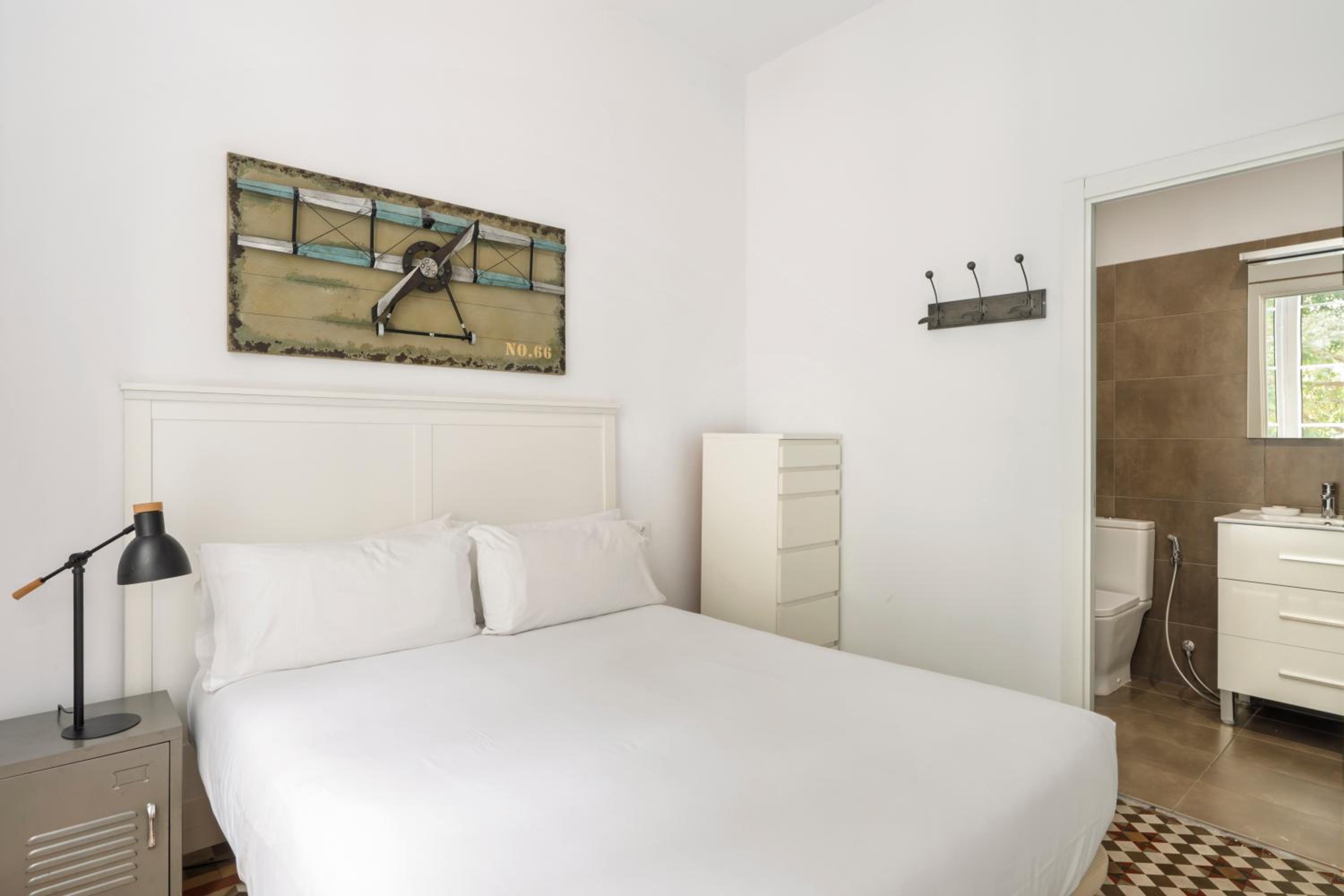 Five-Bedroom Apartment