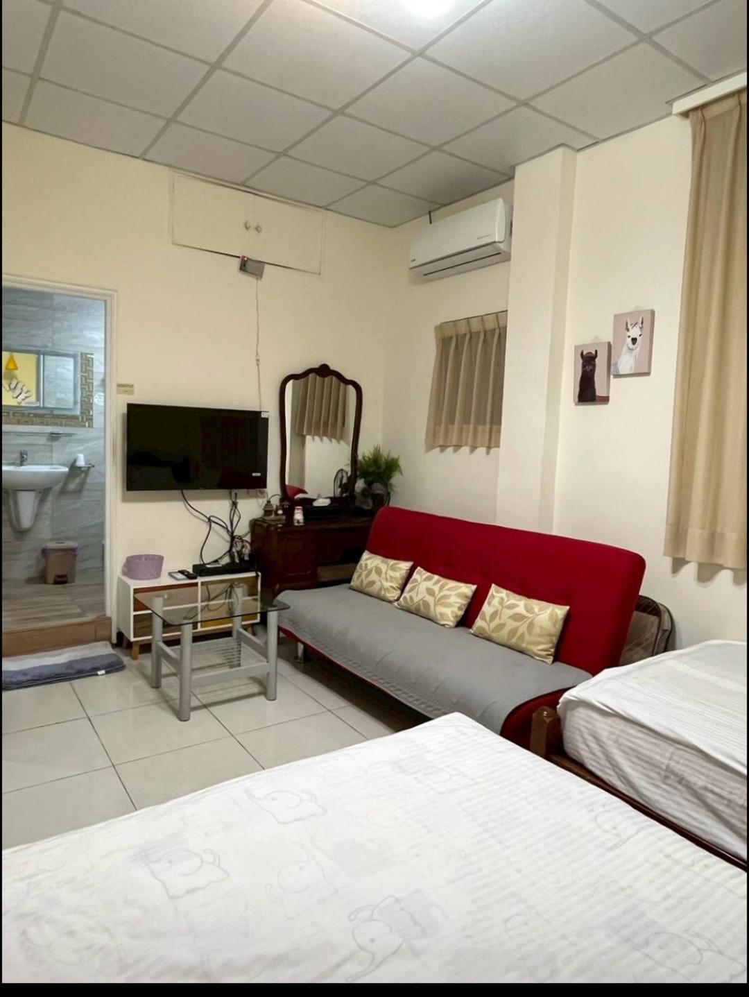 Standard Double Suite