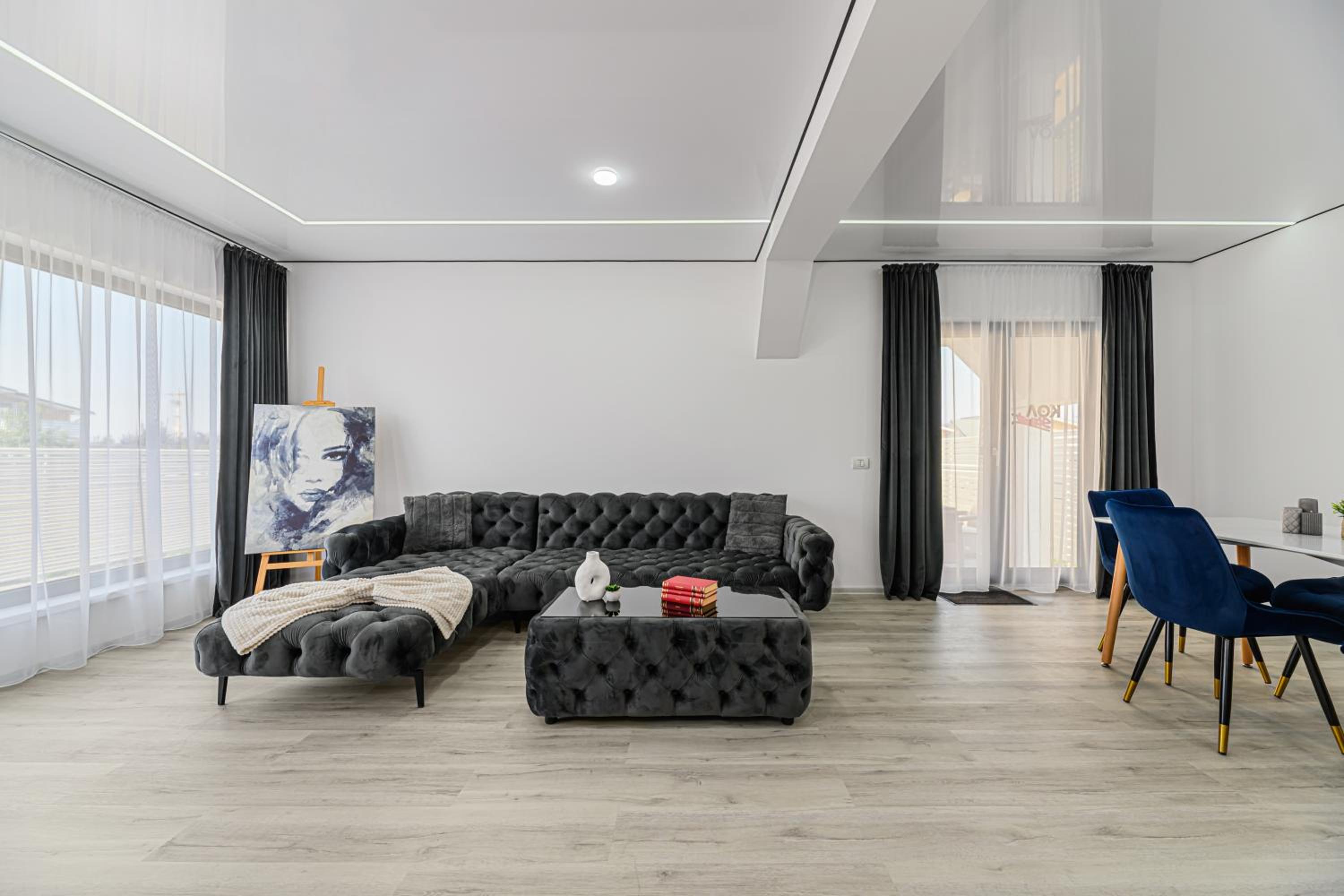 Three-Bedroom Villa photo 3