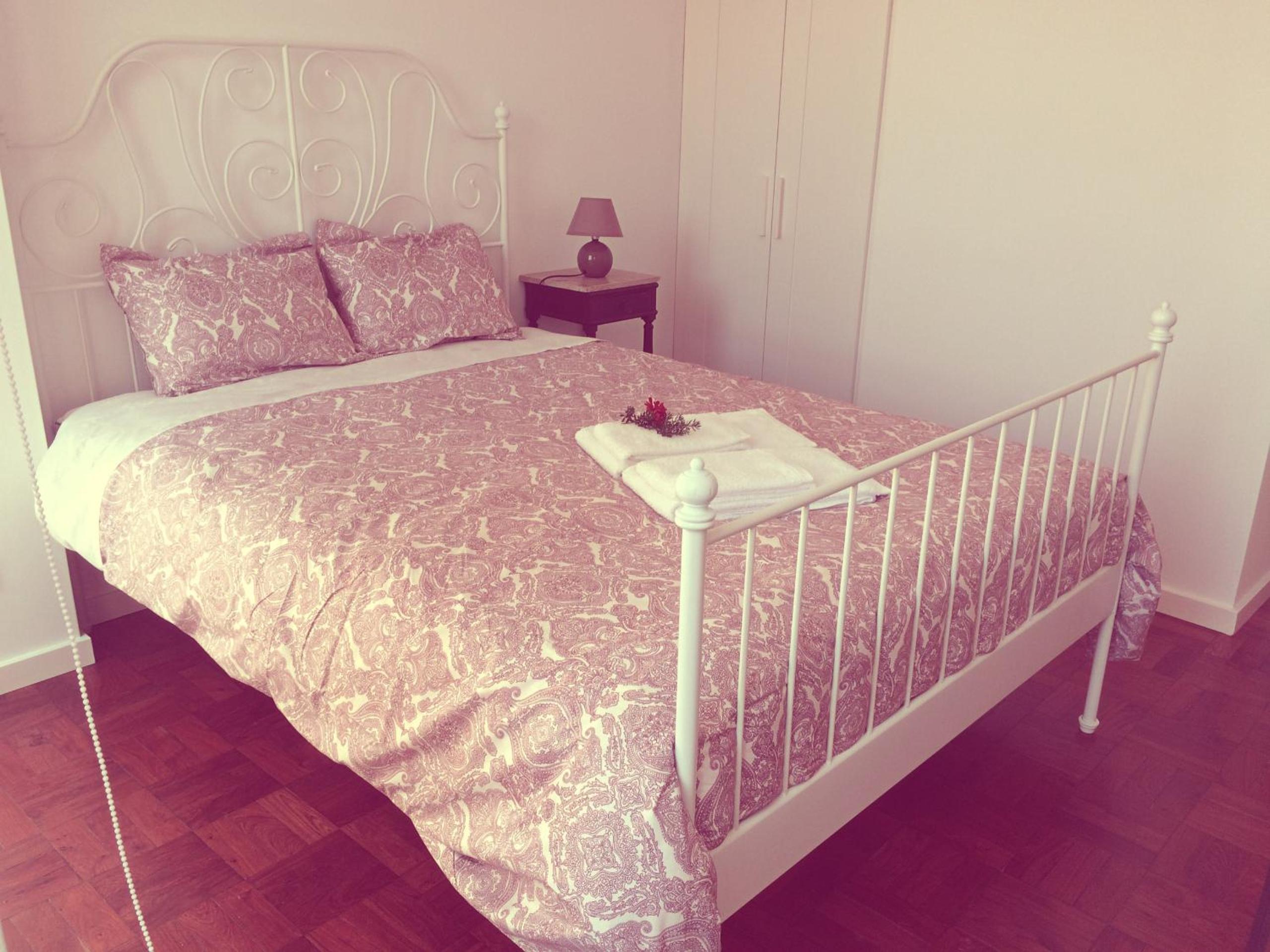 Four-Bedroom House - Photo 32