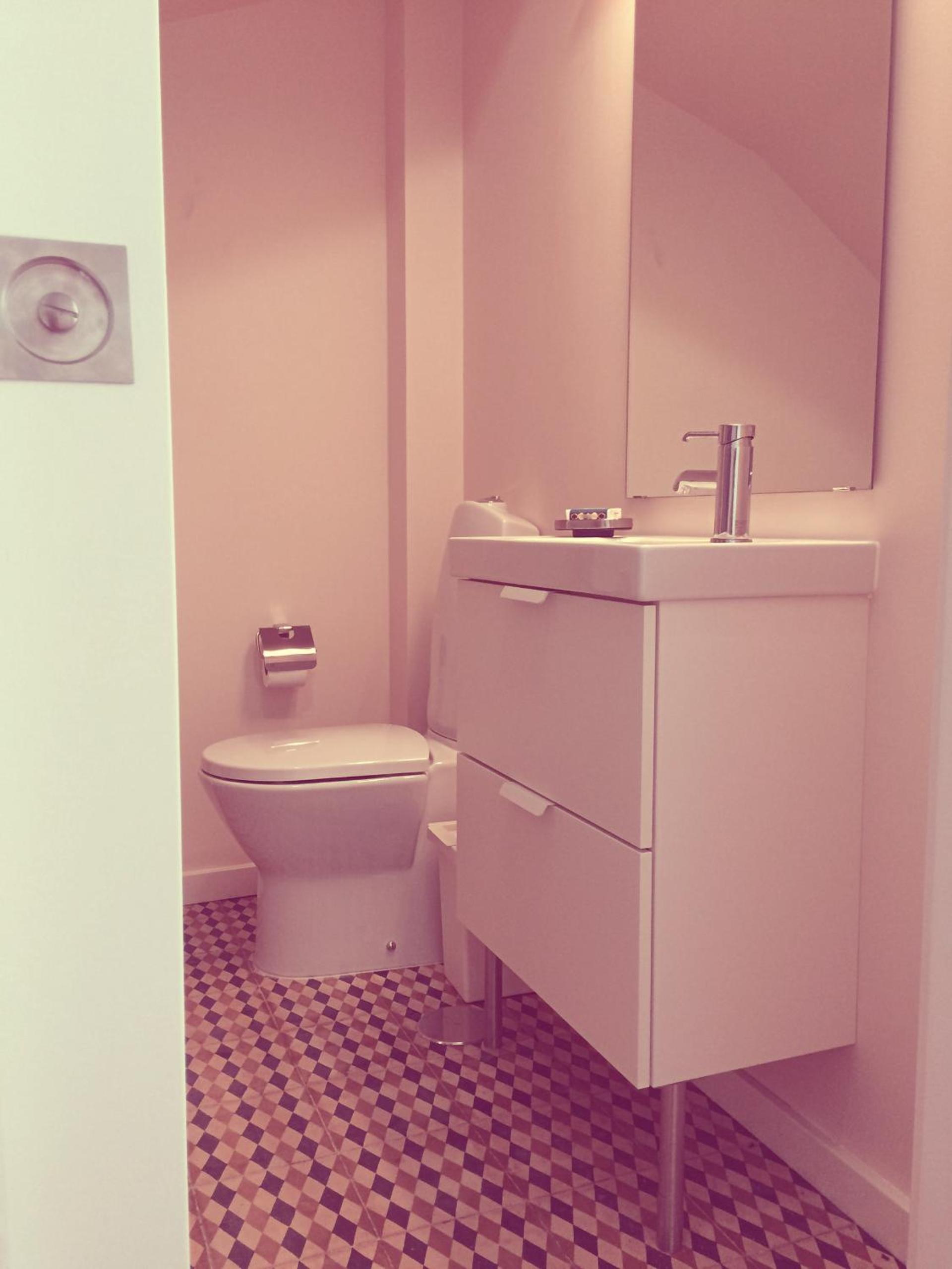 Four-Bedroom House - Photo 12
