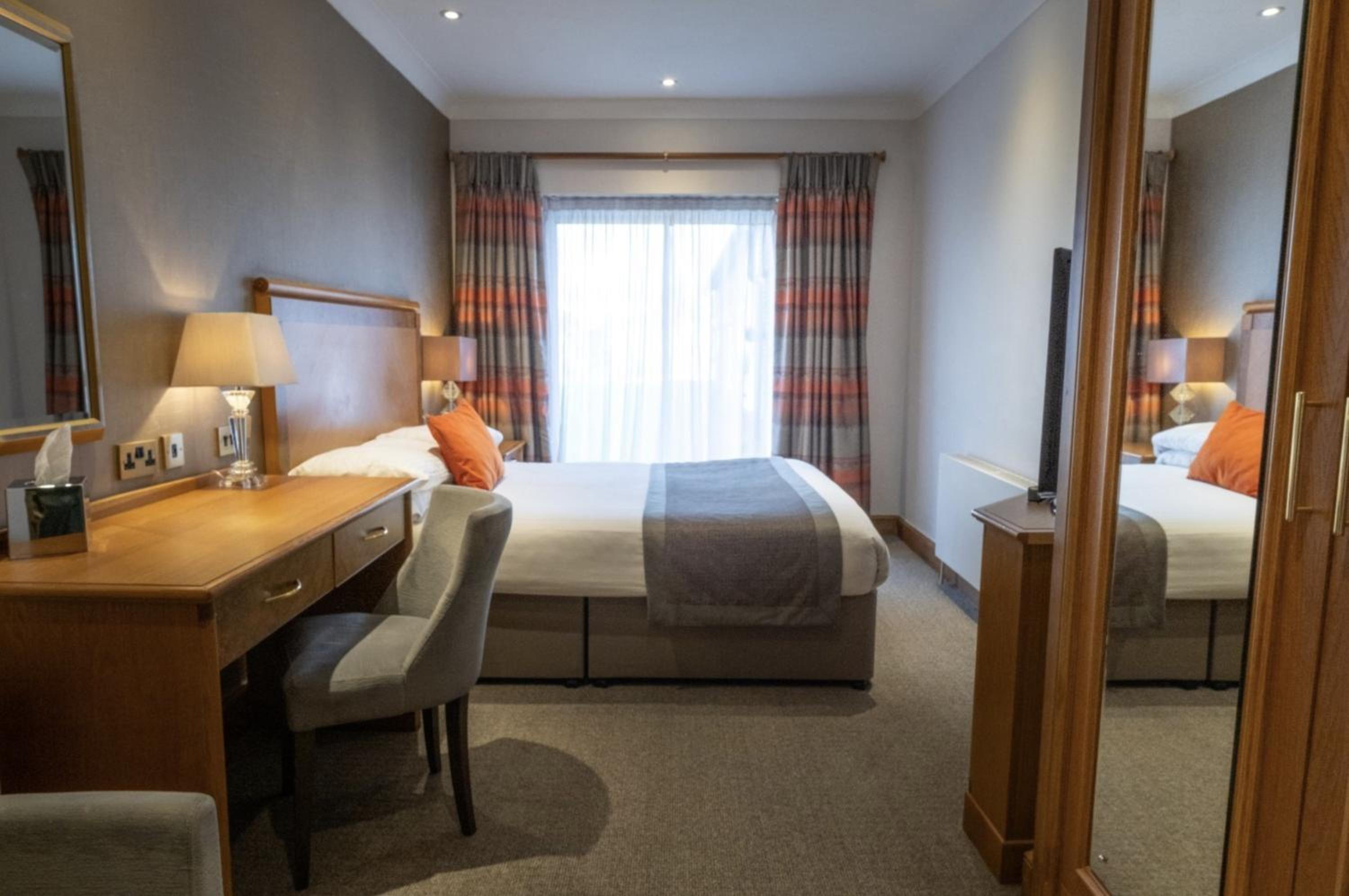 Standard Double Room photo 2