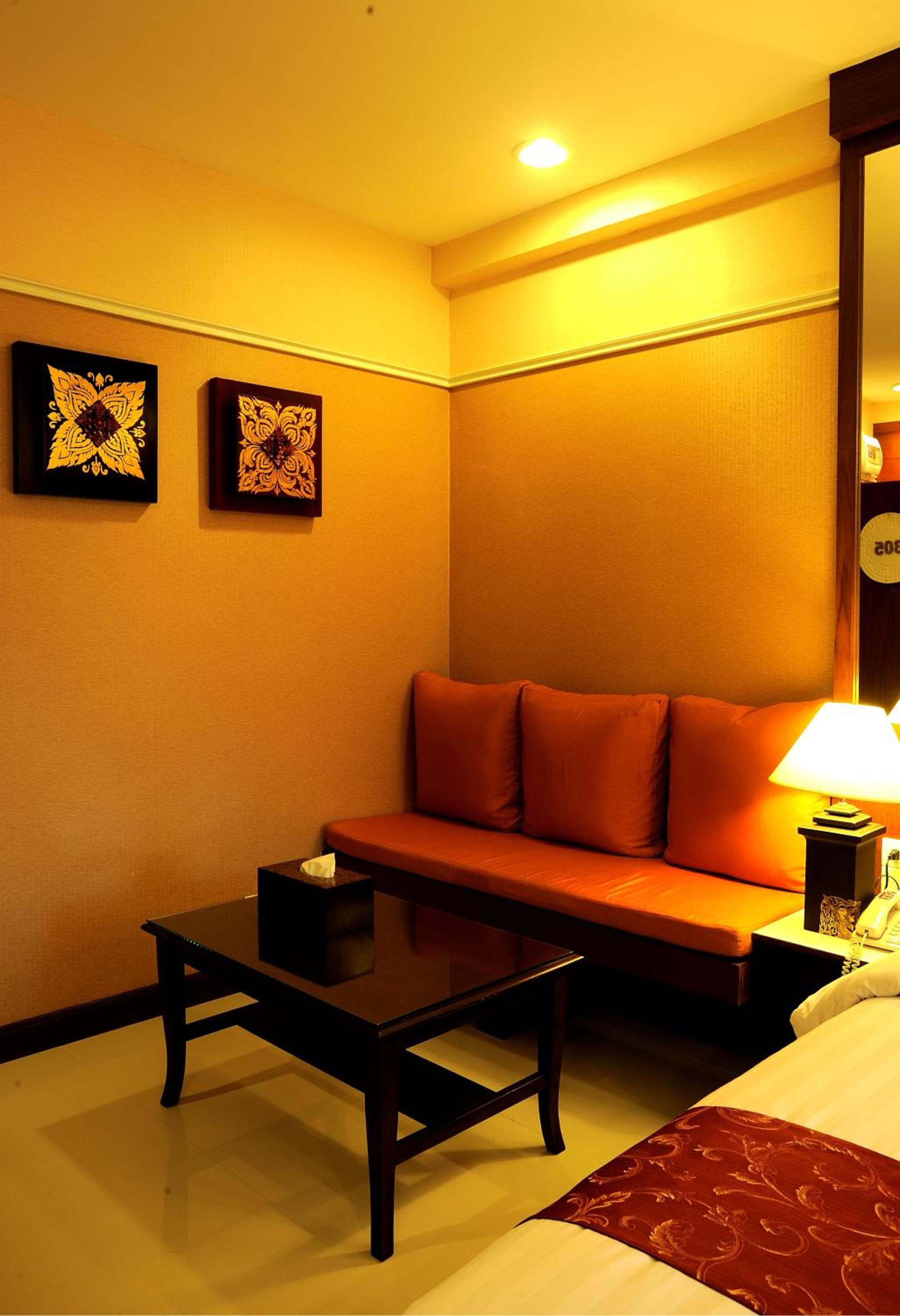 Deluxe Double Room with Free Round-Trip Airport Transfer - Photo 2