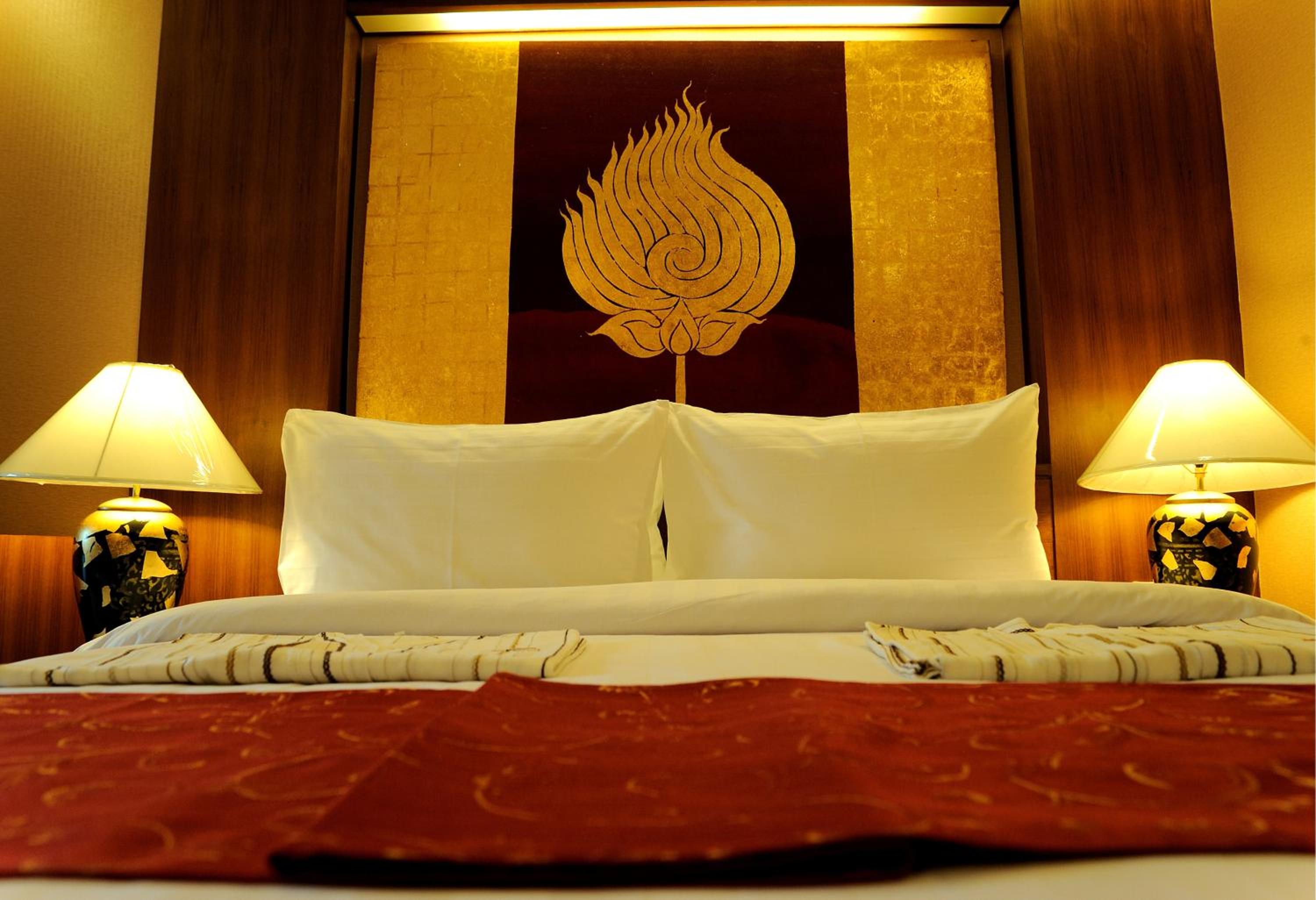 Superior Queen Room with Free Round-Trip Airport Transfer - Photo 21