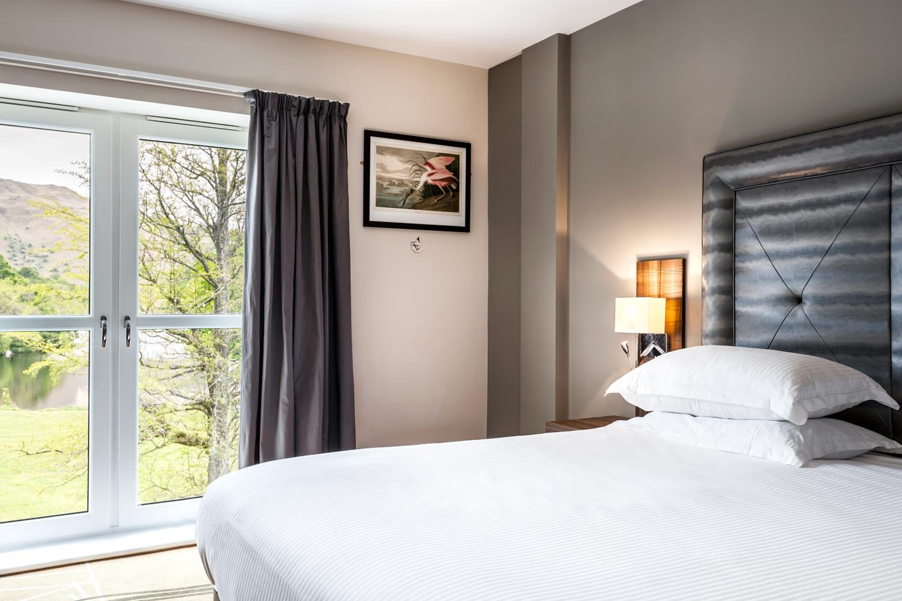 Double Room with Lake View - Photo 1