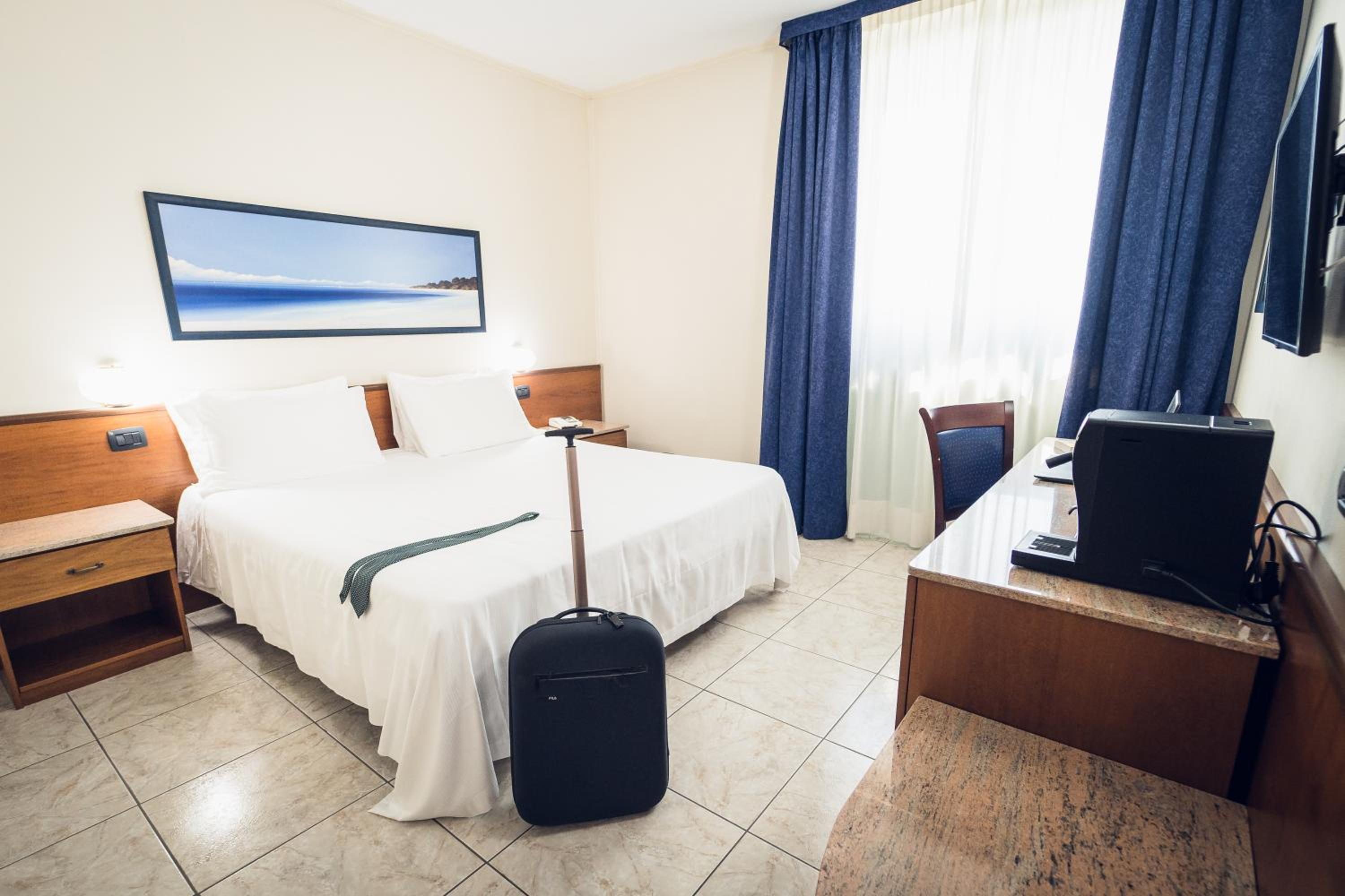Double Room - Photo 3