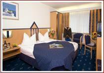Double Room - Photo 8
