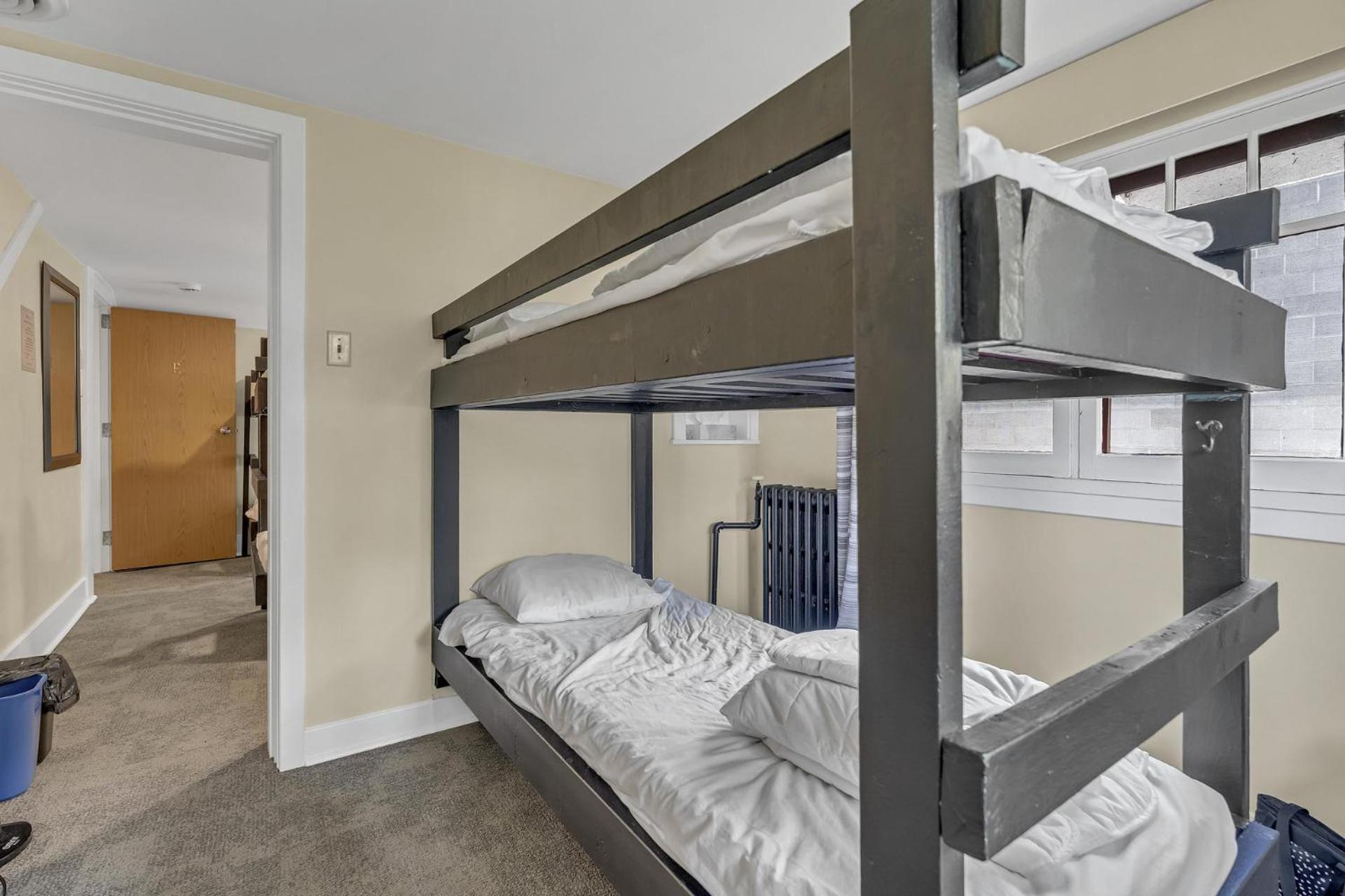 Single Bed in Female Dormitory Room photo 3