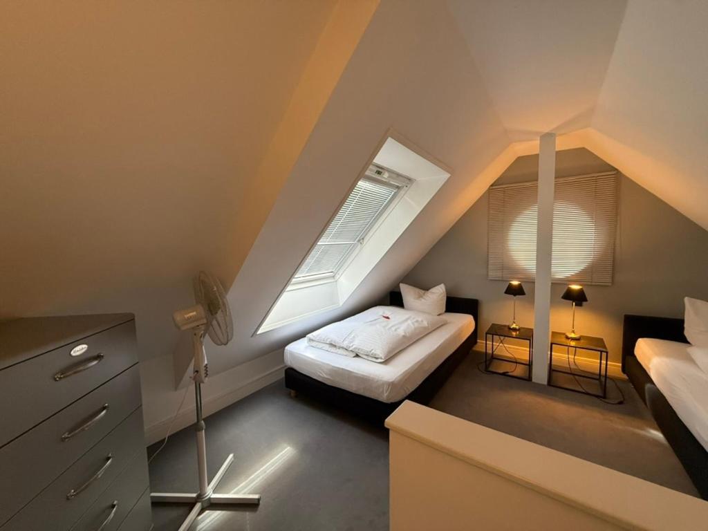 Standard Twin Room photo 2