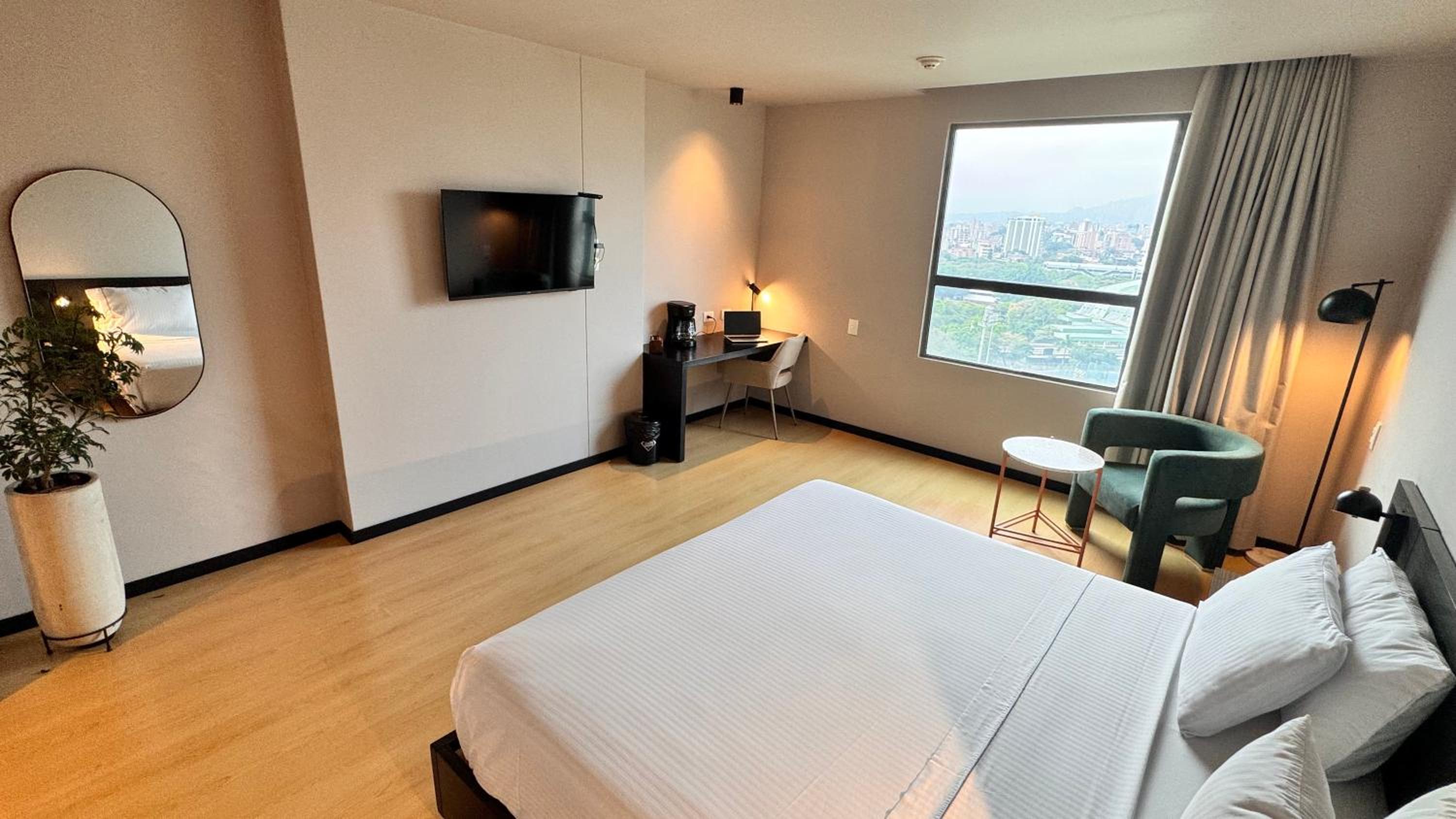 Deluxe Double Room photo 2
